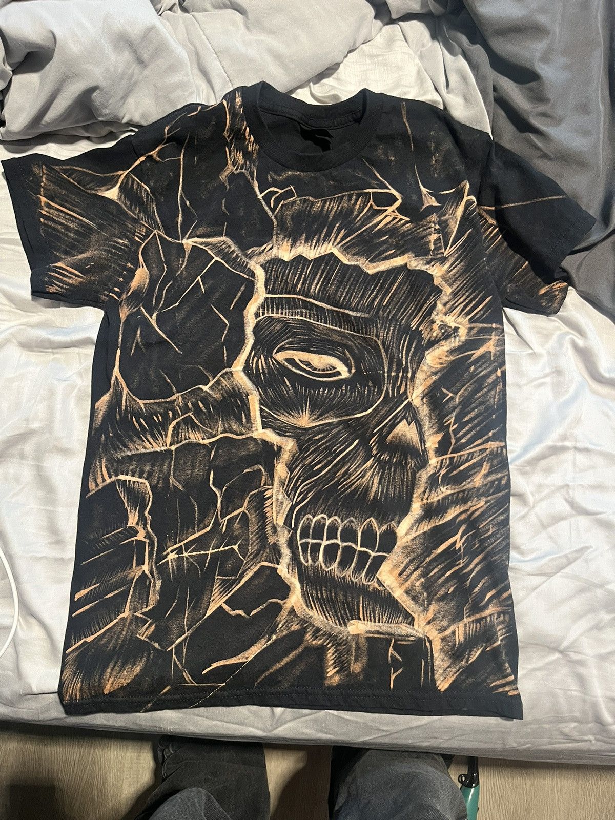 Other Bleach Attack on titan wall titan shirt Size US S / EU 44-46 / 1 - 3 Thumbnail