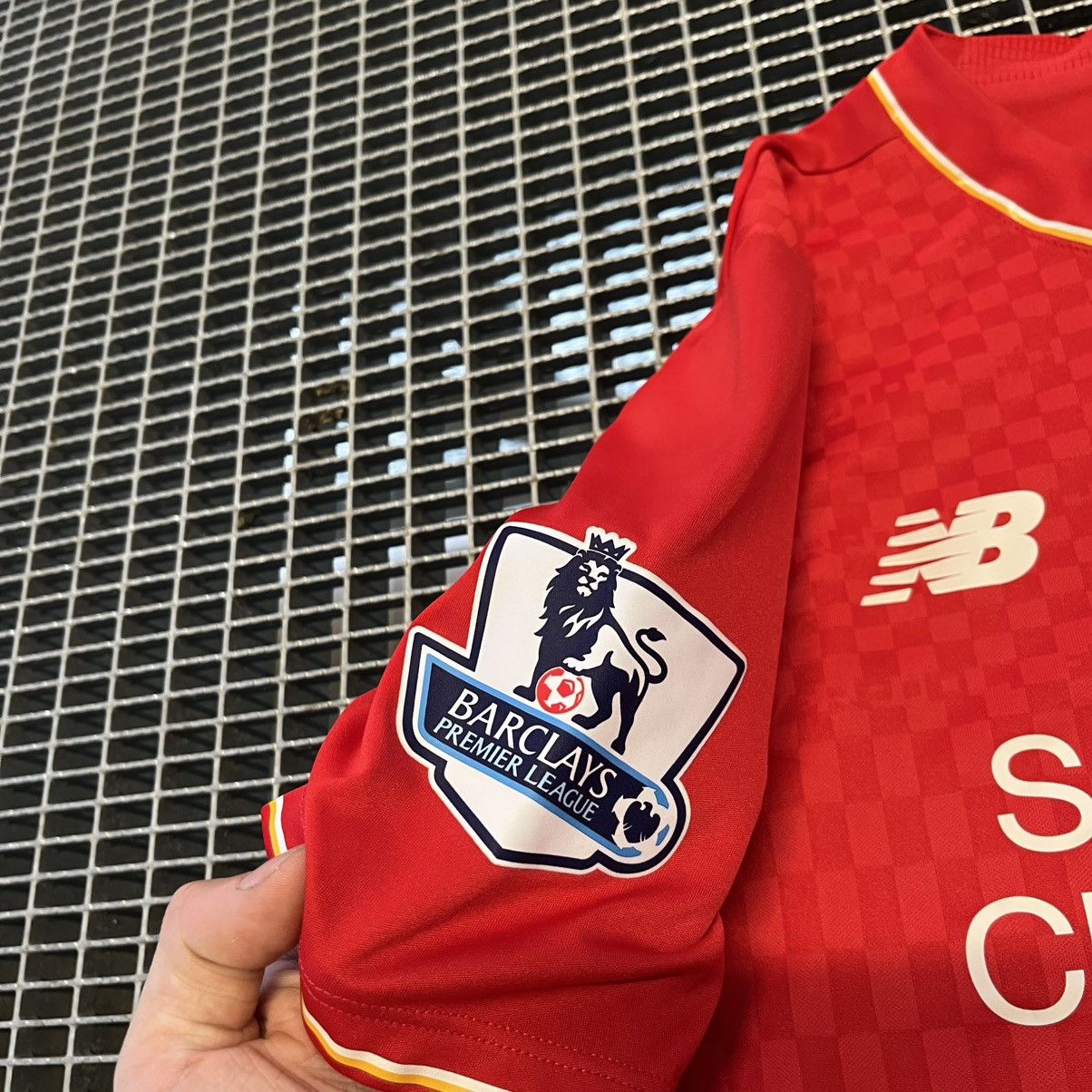 New Balance New Balance Liverpool Soccer Jersey Tee T-shirt Blokecore Y2K Size US S / EU 44-46 / 1 - 7 Thumbnail