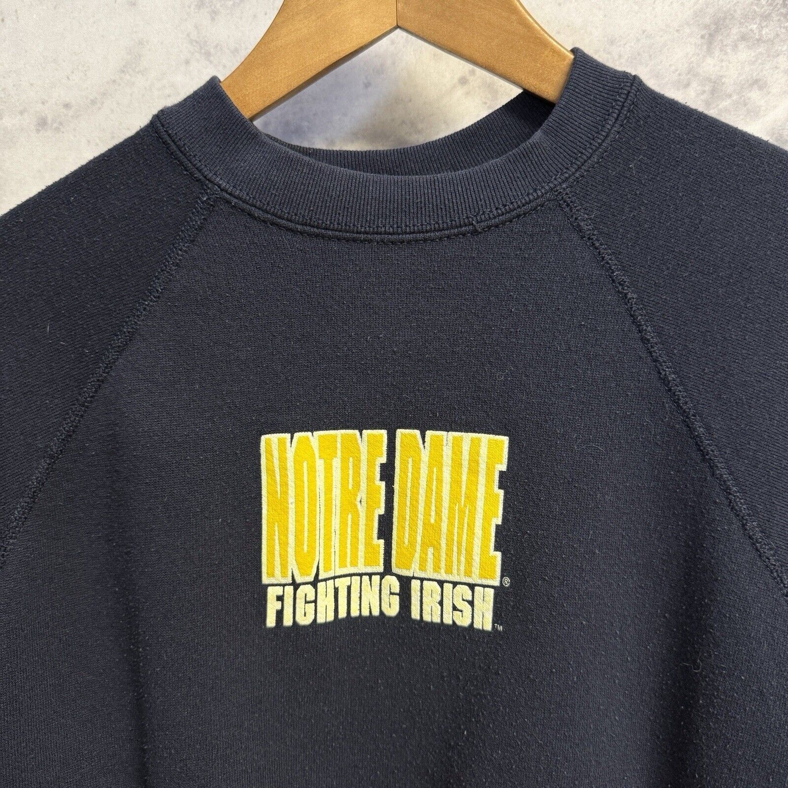 Vintage Vintage 90s Notre Dame Sweatshirt Mens Large Blue Crew Neck Size US L / EU 52-54 / 3 - 1 Thumbnail