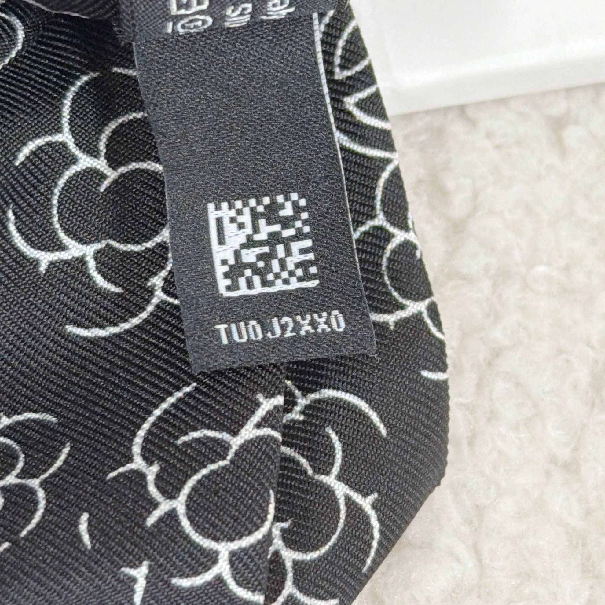 Chanel Chanel Black All-Over Camellia Hair Scrunchie 9268 Size ONE SIZE - 7 Thumbnail