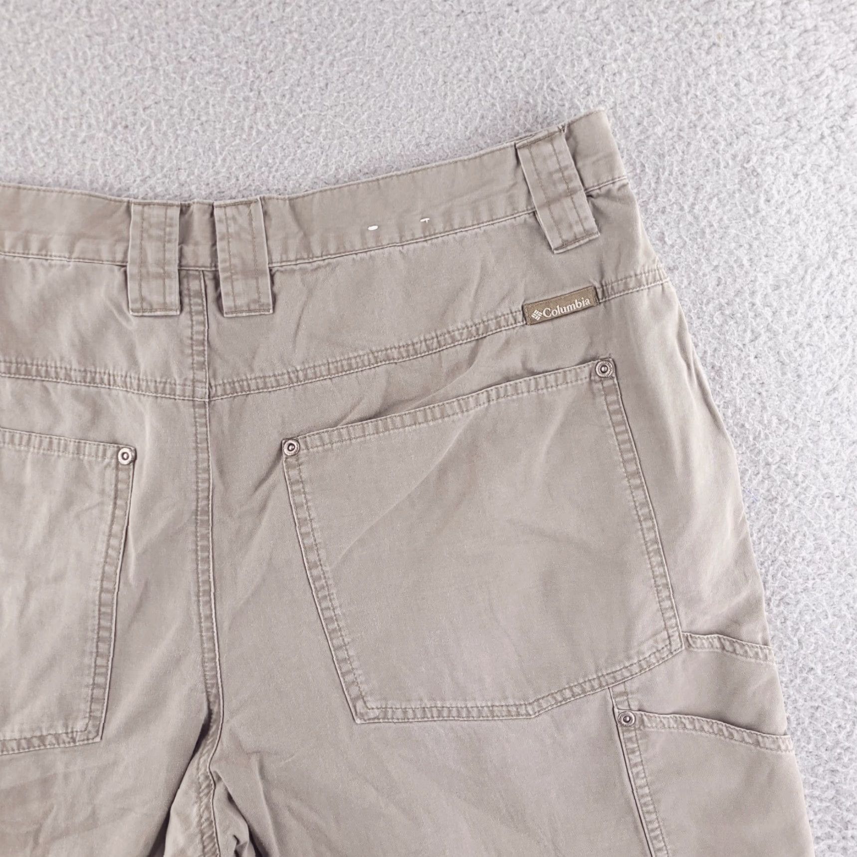 Vintage Columbia Cargo Shorts Mens 36 Brown Lightweight Cotton Walk Outdoor Casual Size US 36 / EU 52 - 2 Thumbnail