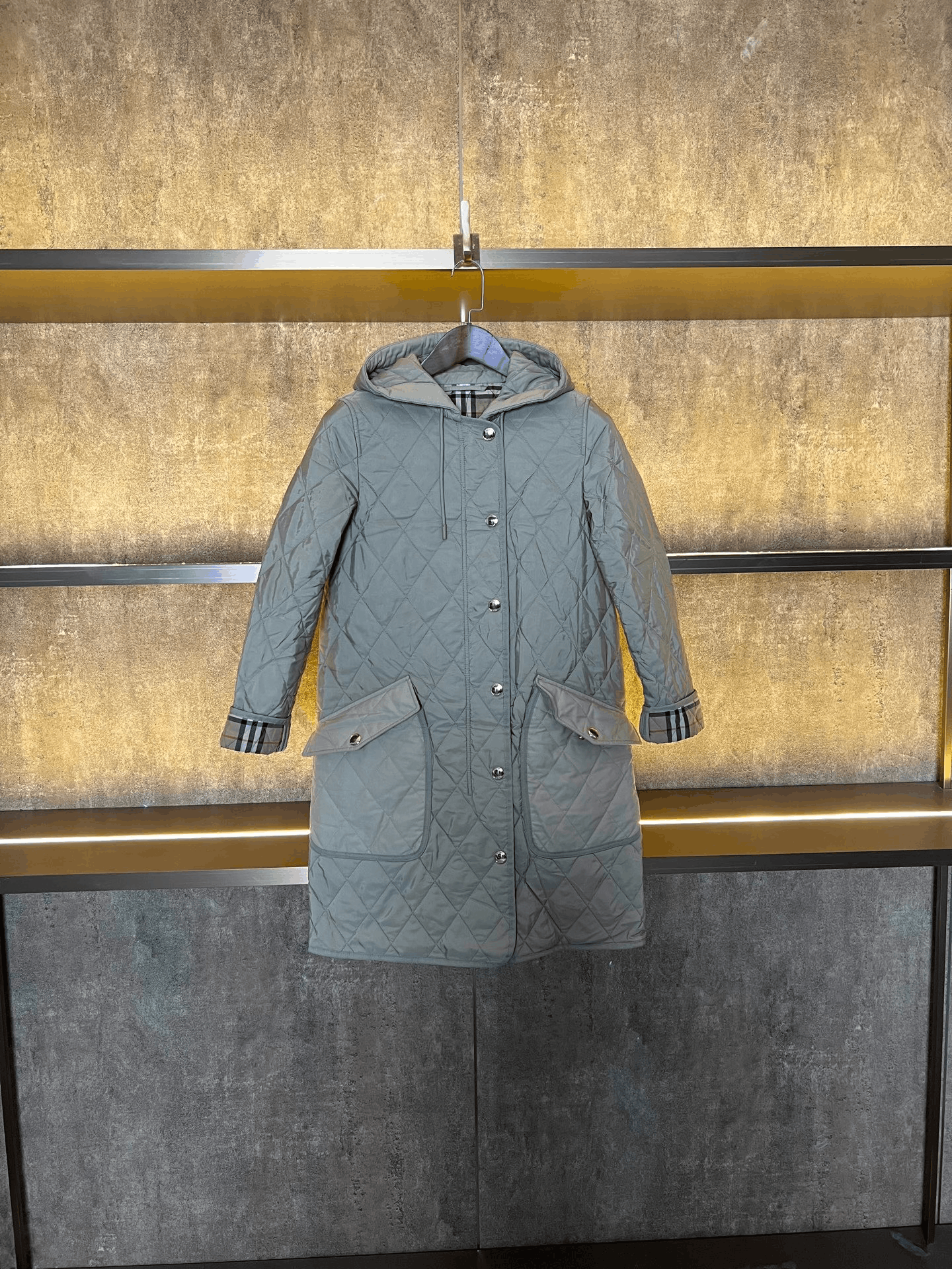 Burberry Burberry Checkered Hooded Cotton Coat Size XS / US 0-2 / IT 36-38 - 1 Thumbnail