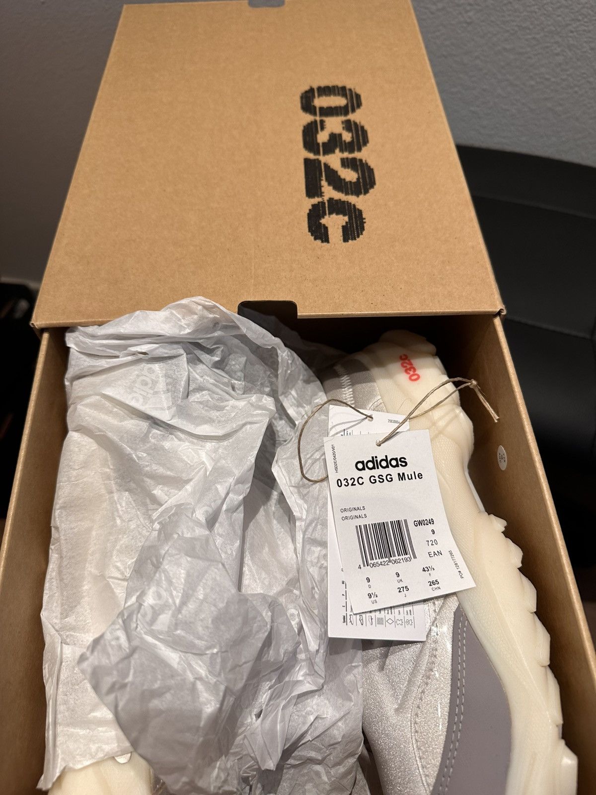 032c × Adidas Adidas x 032C gsg Mule US9.5 limited edition Size US 9.5 / EU 42-43 - 11 Thumbnail