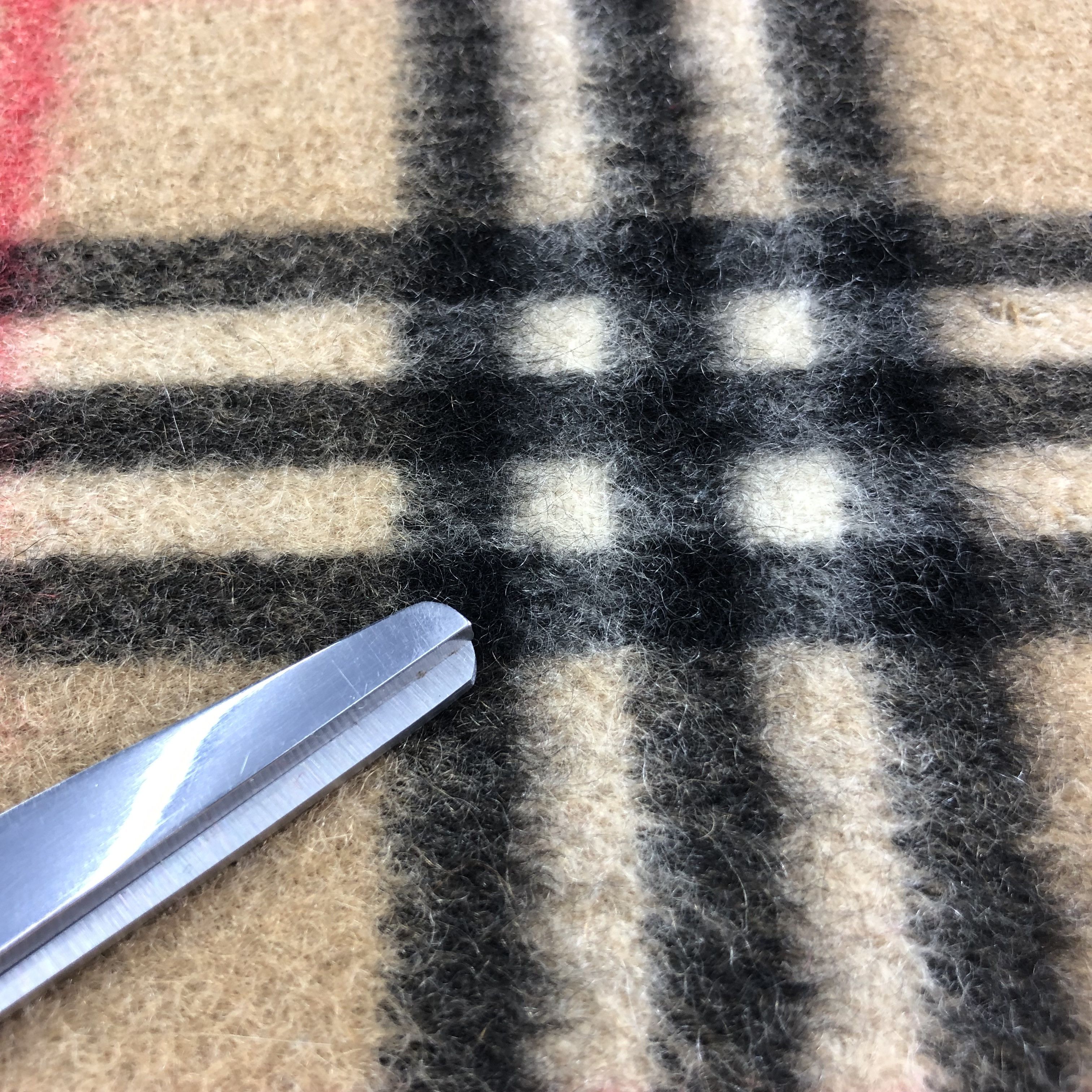 Burberry Burberrys Tan Nova Check Cashmere Scarf Muffler V1667 Size ONE SIZE - 15 Thumbnail