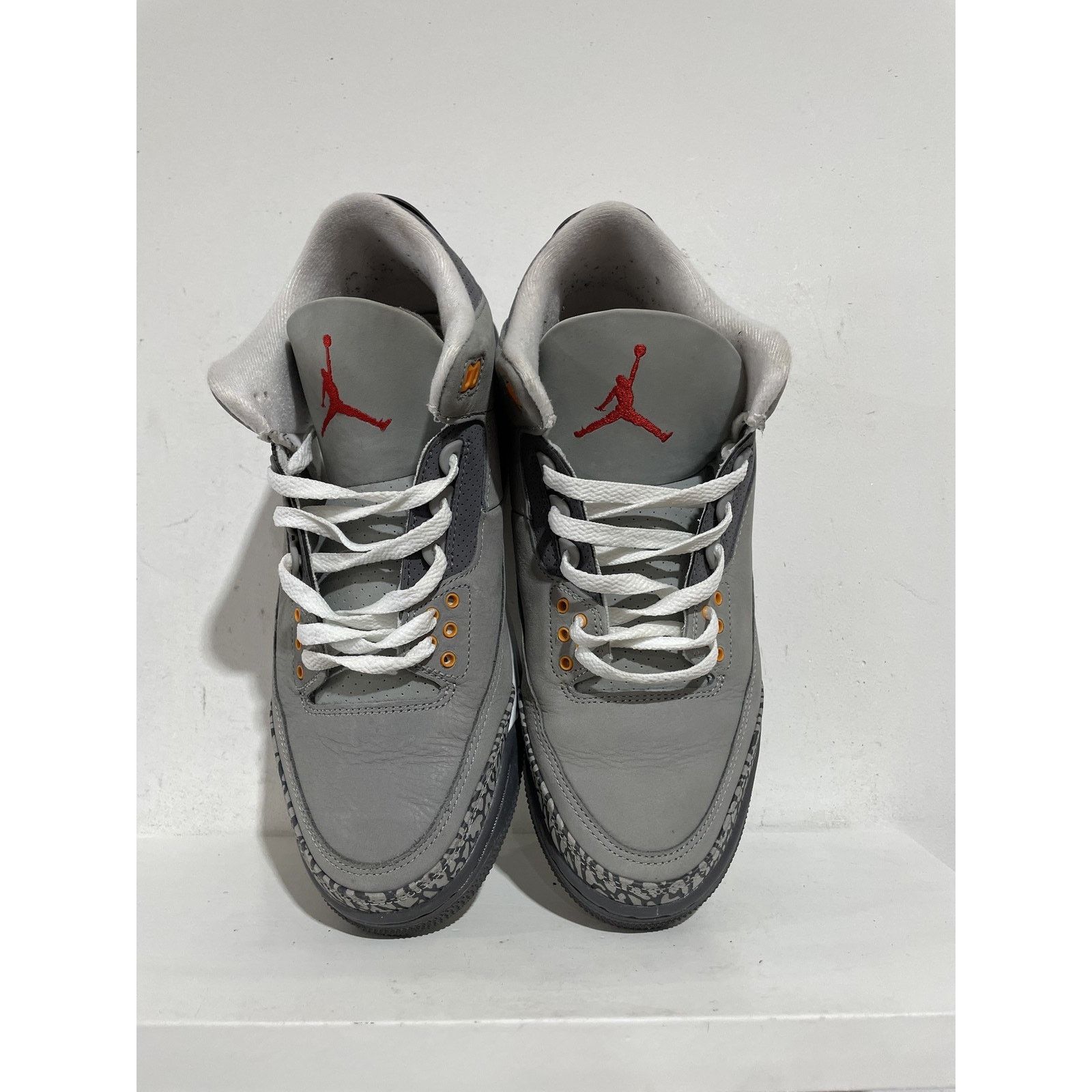 Jordan Brand JORDAN 3 COOL GREY SIZE 10 PREOWNED Size US 10 / EU 43 - 3 Thumbnail
