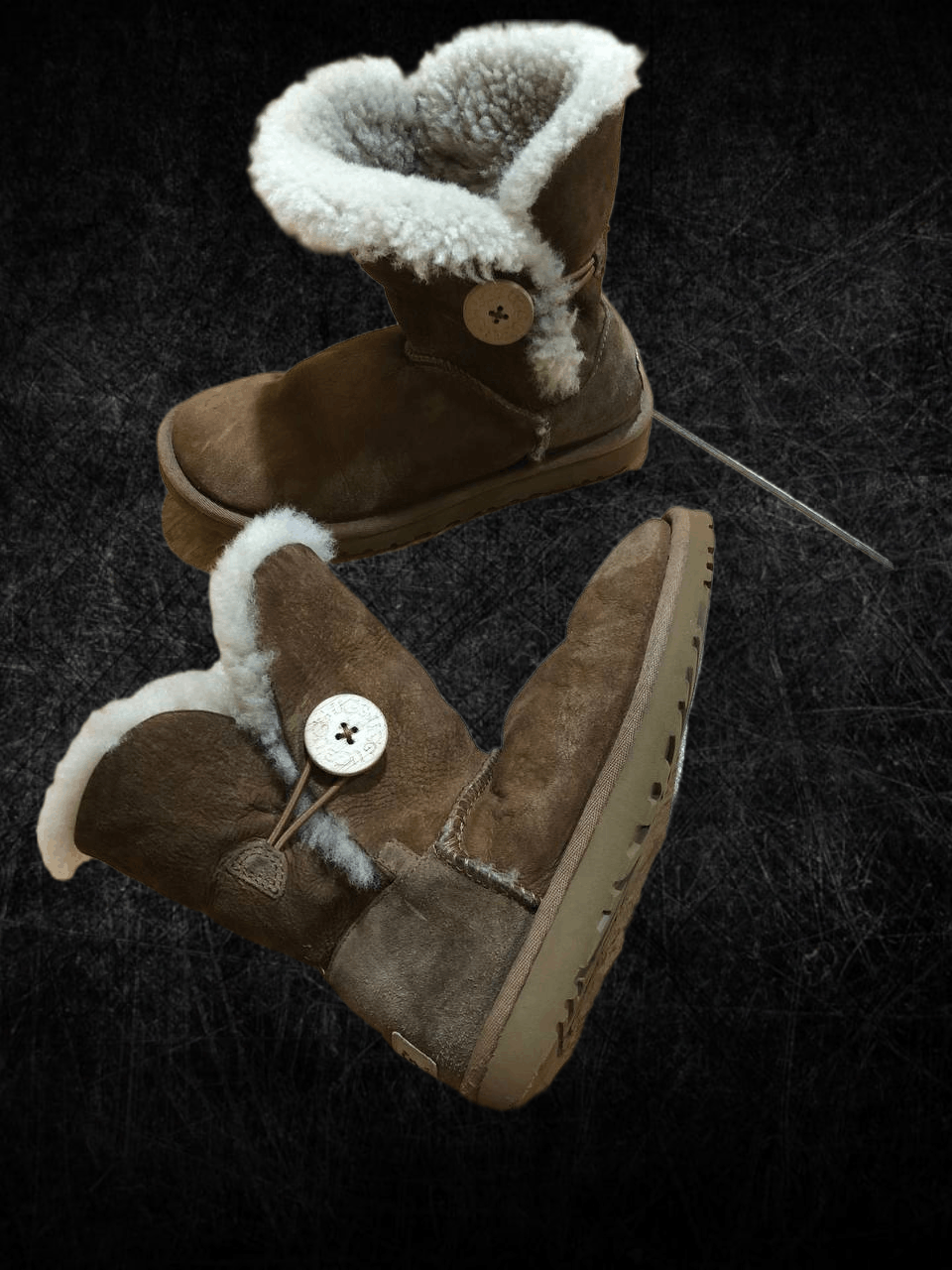 Ugg UGG Women's Classic BootS STREETWEAR Size US 6 / IT 36 - 1 Thumbnail