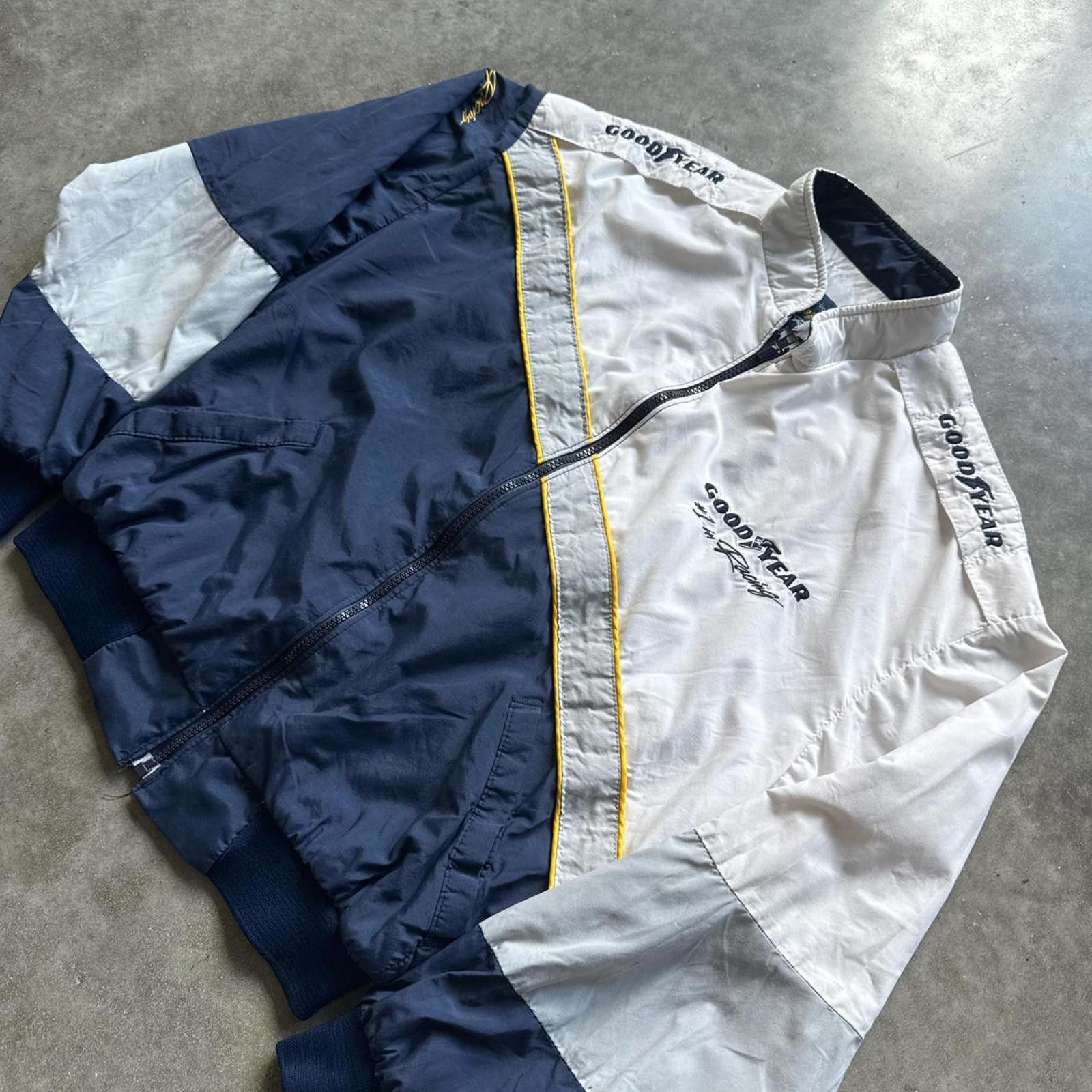 Other Good Year 90’s Two Tone Full Zip Up Windbreaker Jacket Size US L / EU 52-54 / 3 - 3 Thumbnail