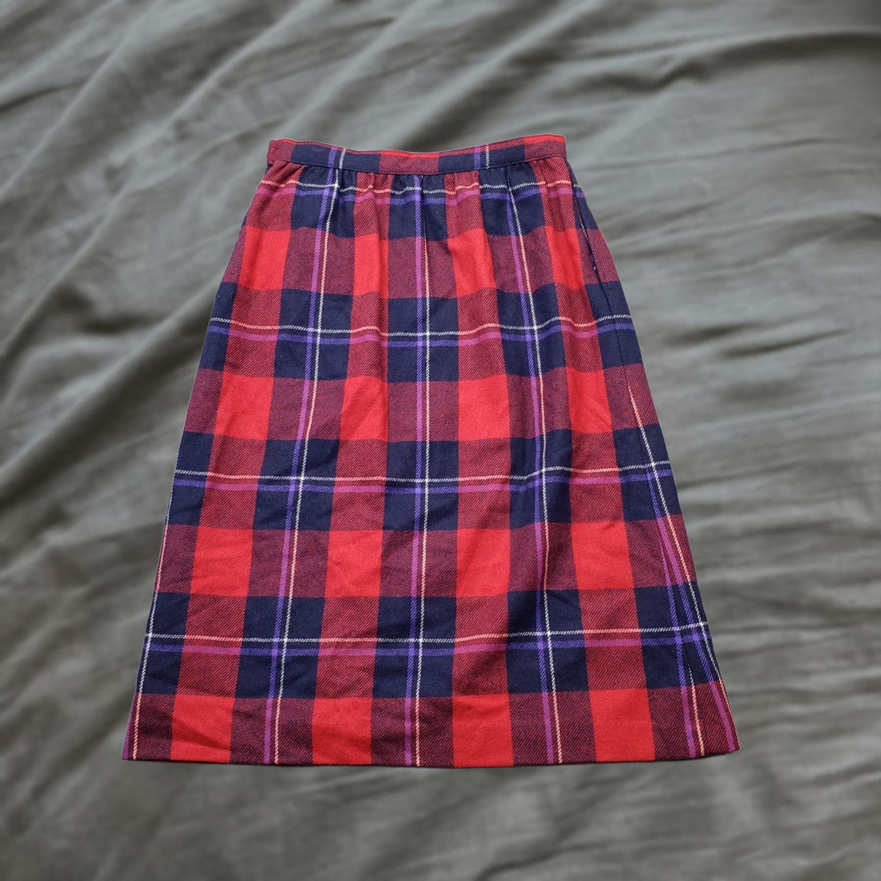 Vintage Haberdashery Collection Skirt Women Size 10P Womens Short Plaid Pleated Lined Made USA Size 32" / US 10 / IT 46 - 1 Thumbnail