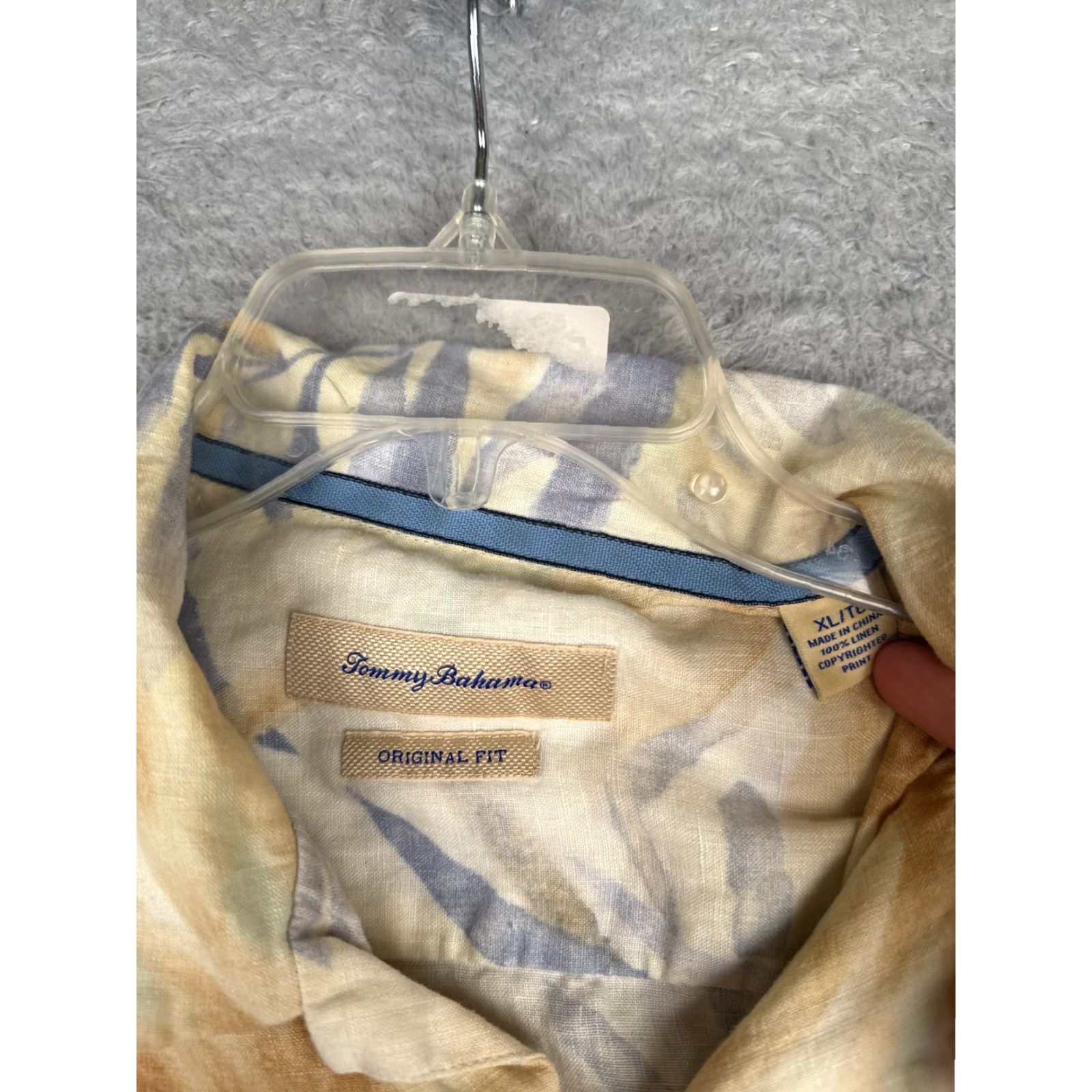 Tommy Bahama Tommy Bahama Shirt Men Extra Large Ivory Floral 100% Linen Hawaiian Button Up (Relaxed) Size US XL / EU 56 / 4 - 7 Thumbnail