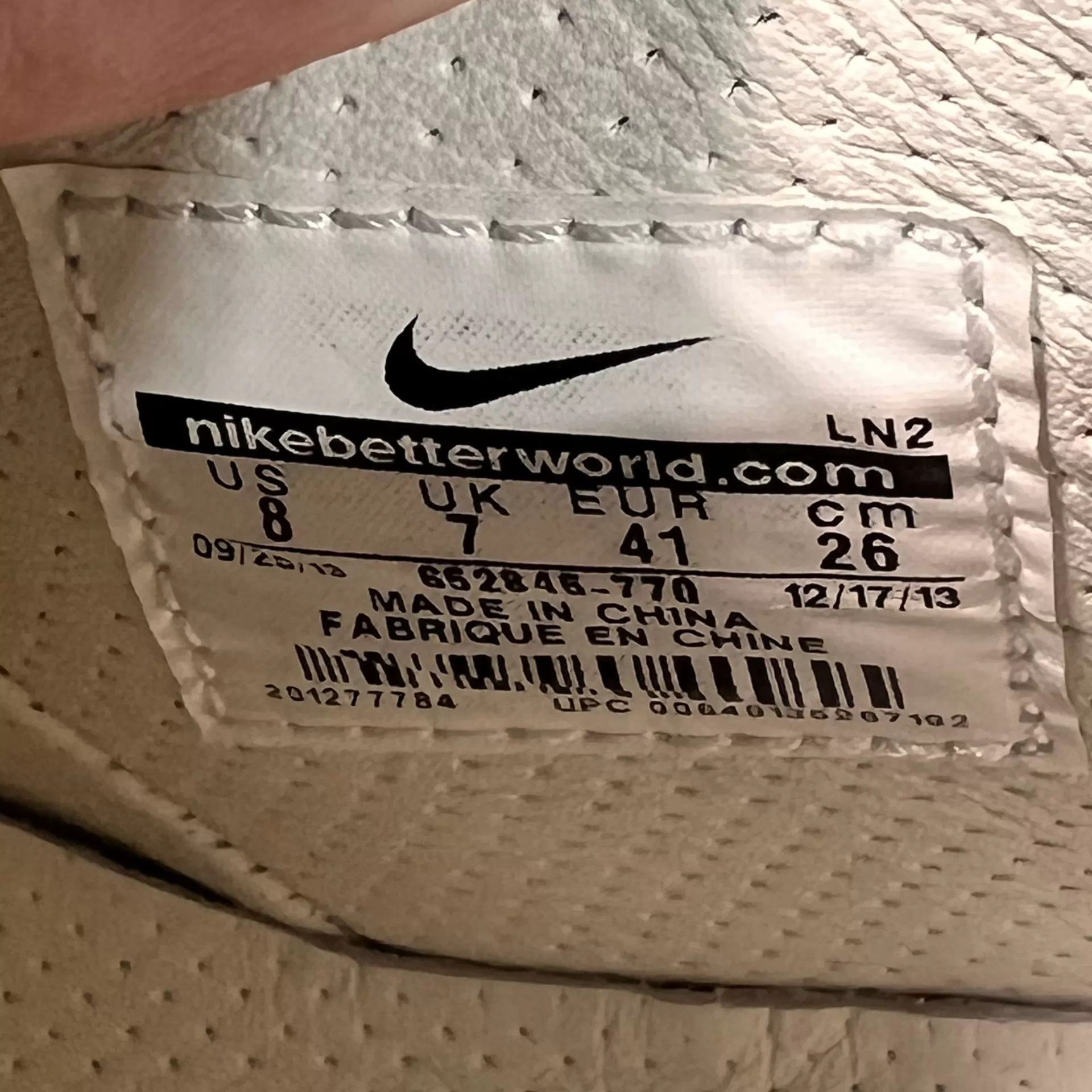 Nike Nike AF1 Liquid Gold 41 Worn Once 99 New Size US 8 / EU 41 - 8 Thumbnail