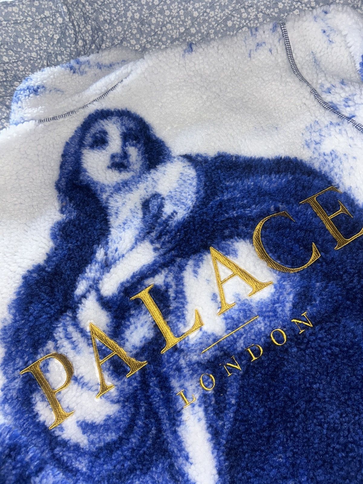 Palace Palace holy grail funnel fleece white medium Size US M / EU 48-50 / 2 - 5 Thumbnail