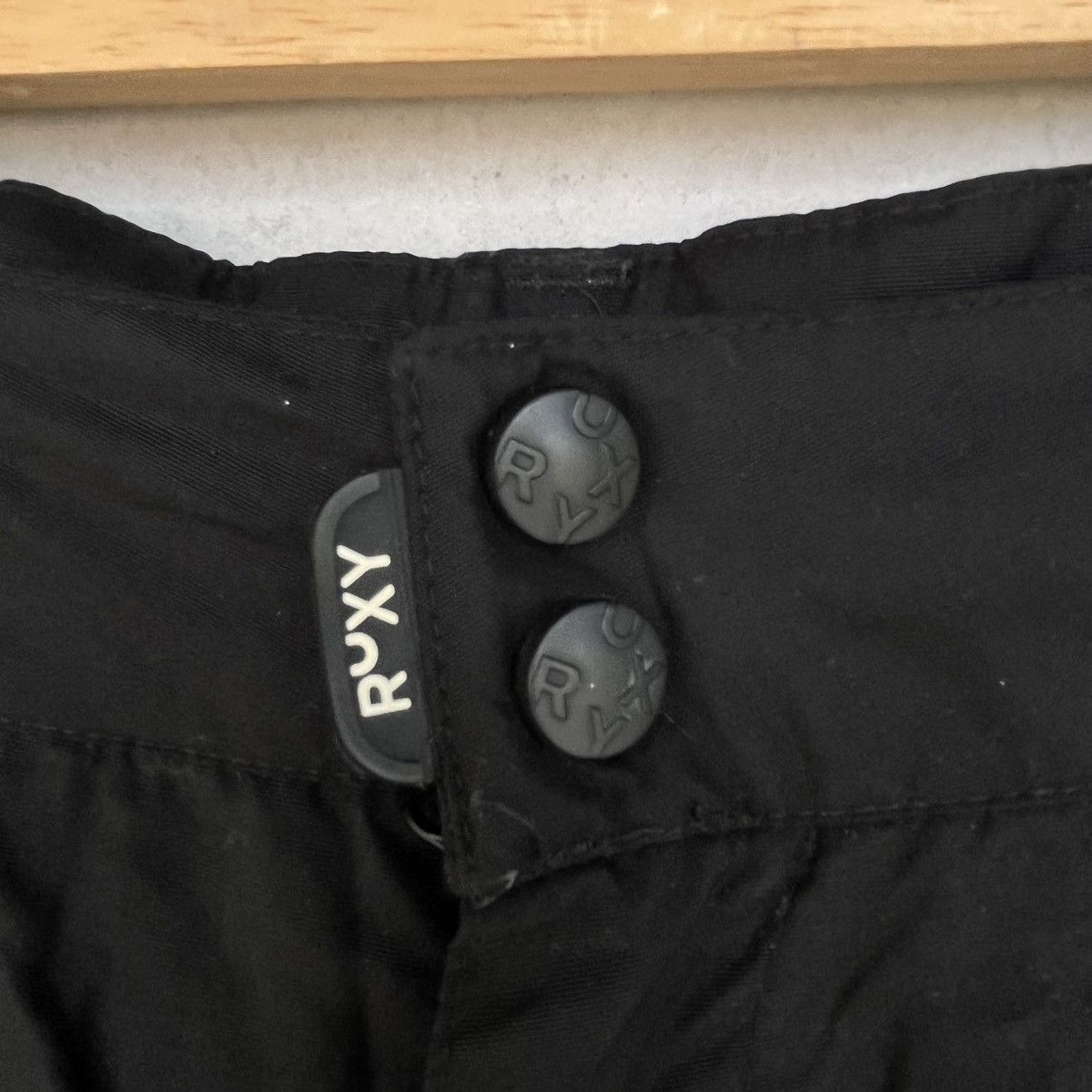 Other Vintage Roxy Black Snow Pants With Size S W15 L31 Size US 26 / EU 42 - 6 Thumbnail