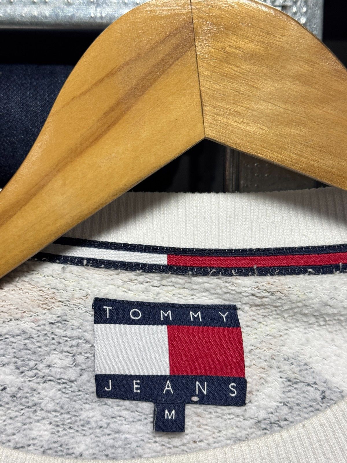 Tommy Jeans Tommy Jeans Old Stock 90s Flag Crewneck Sweatshirt Size US M / EU 48-50 / 2 - 11 Thumbnail