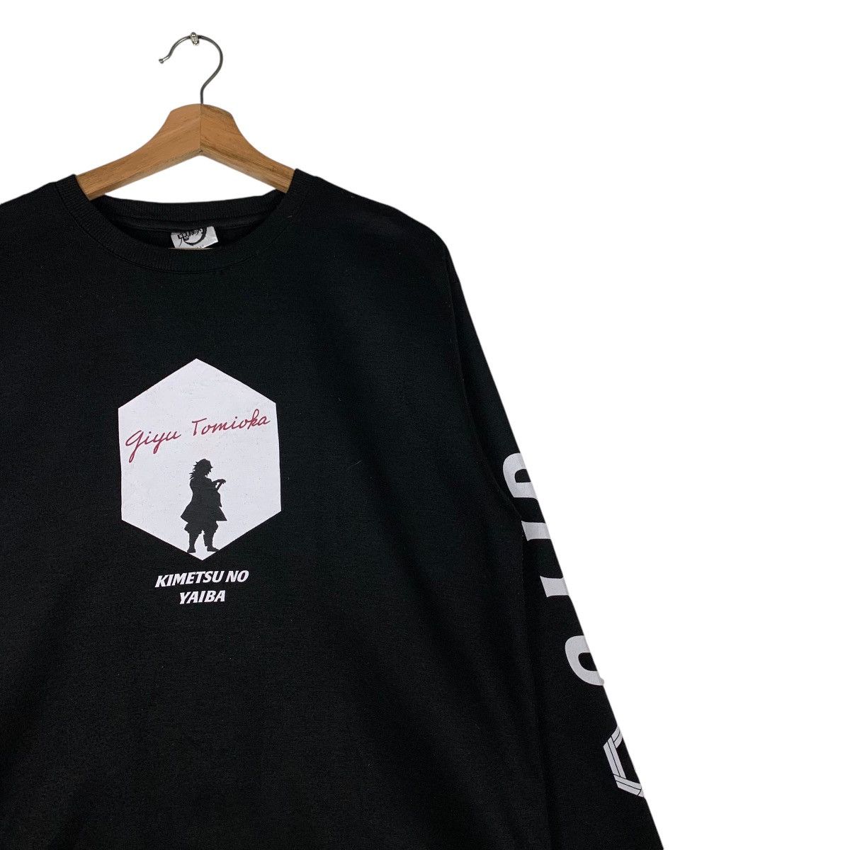 Vintage Demon Slayer Giyu Tomioka Long Sleeve T Shirt #1364-C62 Size US L / EU 52-54 / 3 - 5 Thumbnail