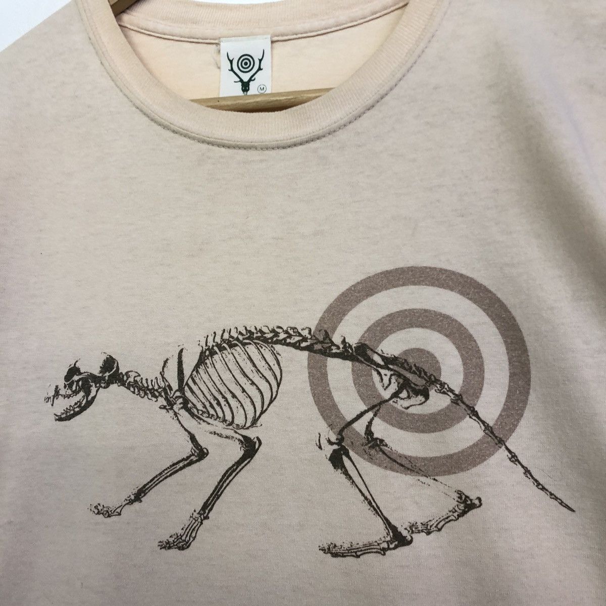 South2 West8 South2 West8 Anatomica Skeleton Animal Grafiti Tshirt Size US L / EU 52-54 / 3 - 7 Thumbnail