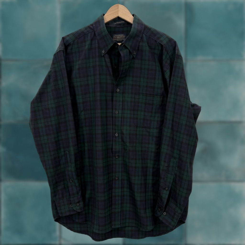 Pendleton VINTAGE Pendleton Shirt Mens Large Black Watch Tartan Wool Plaid Long Sleeve Button Down Size US L / EU 52-54 / 3 - 1 Thumbnail