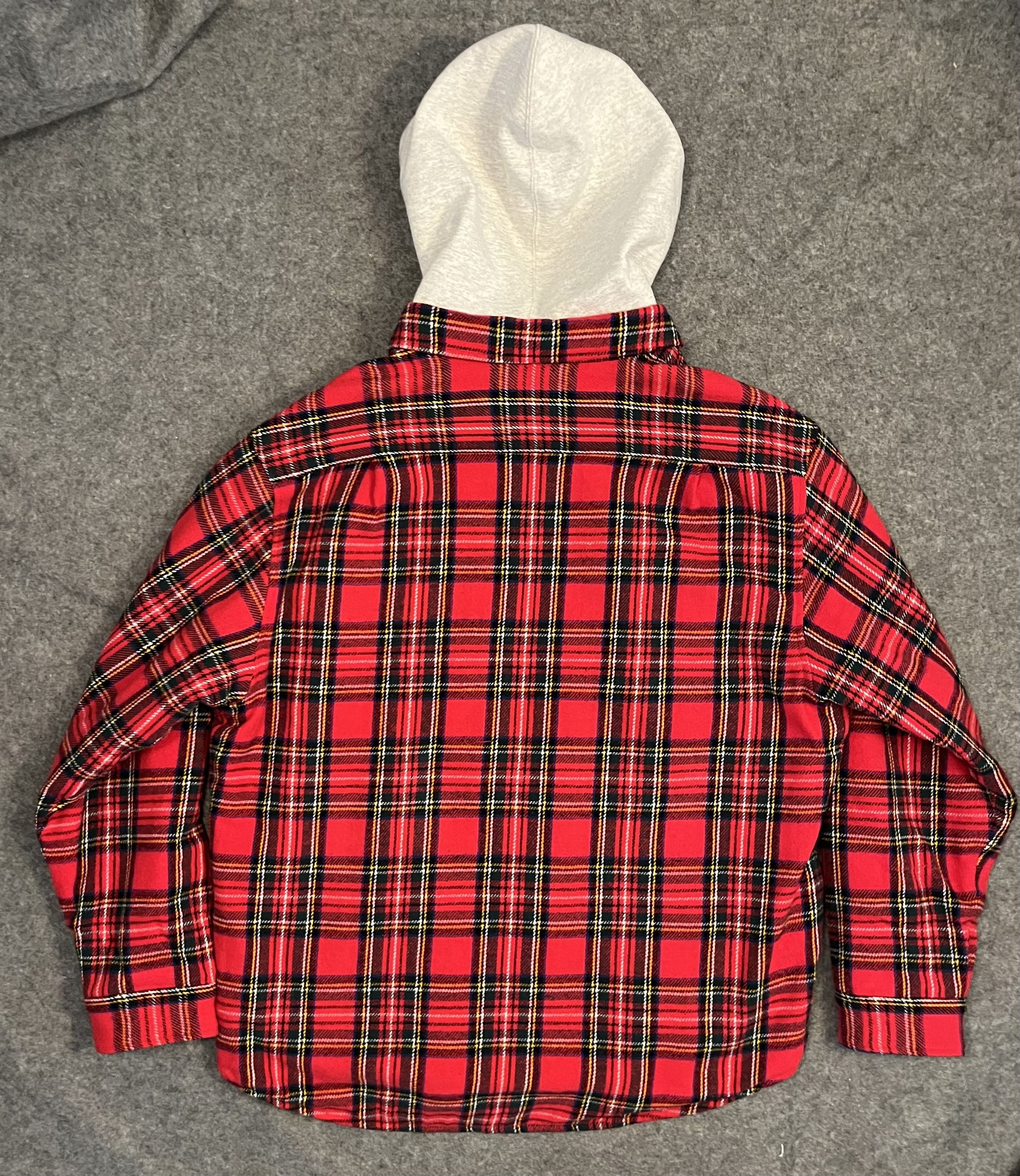 Supreme Supreme Tartan Flannel Hooded Shirt Red (Large) NEW UNWORN Size US L / EU 52-54 / 3 - 5 Thumbnail