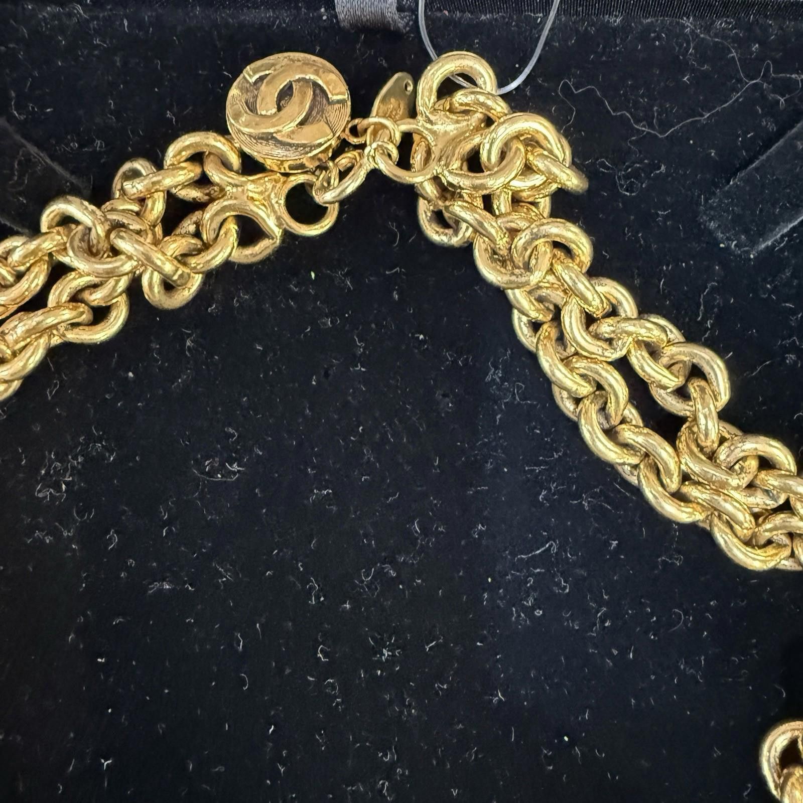 Chanel Chanel Centaur Necklace, 1984 Gold Tone Size ONE SIZE - 7 Thumbnail