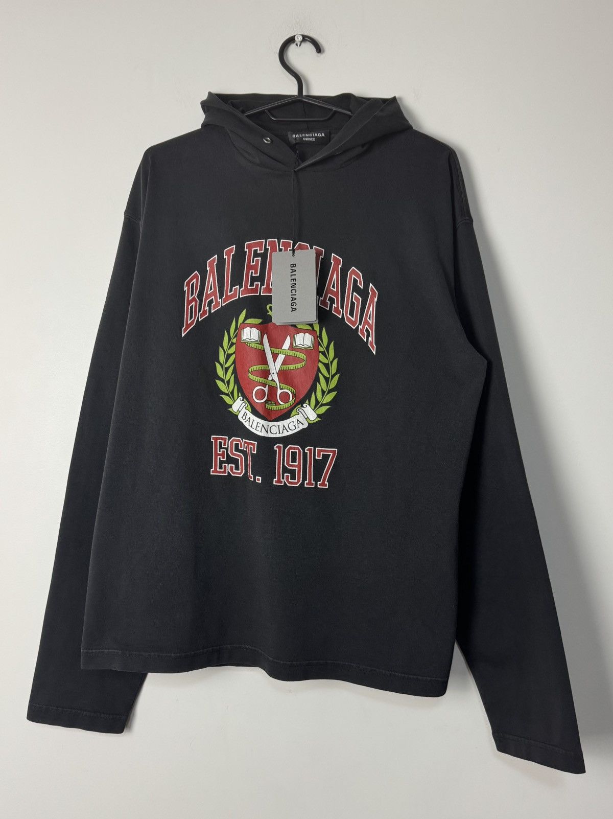 Balenciaga BNWT Balenciaga College hoodie est 1917 scissor Hoodie Size US S / EU 44-46 / 1 - 1 Thumbnail