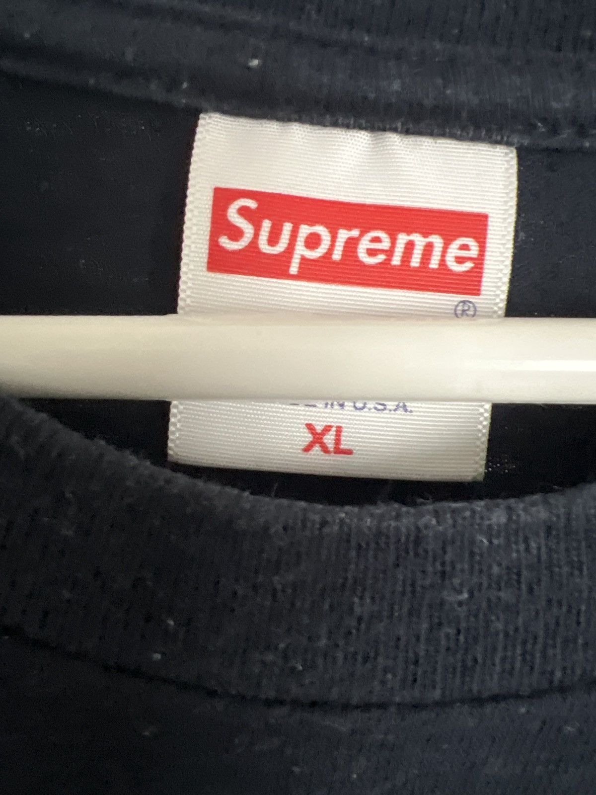 Supreme Supreme Size US XL / EU 56 / 4 - 1 Thumbnail