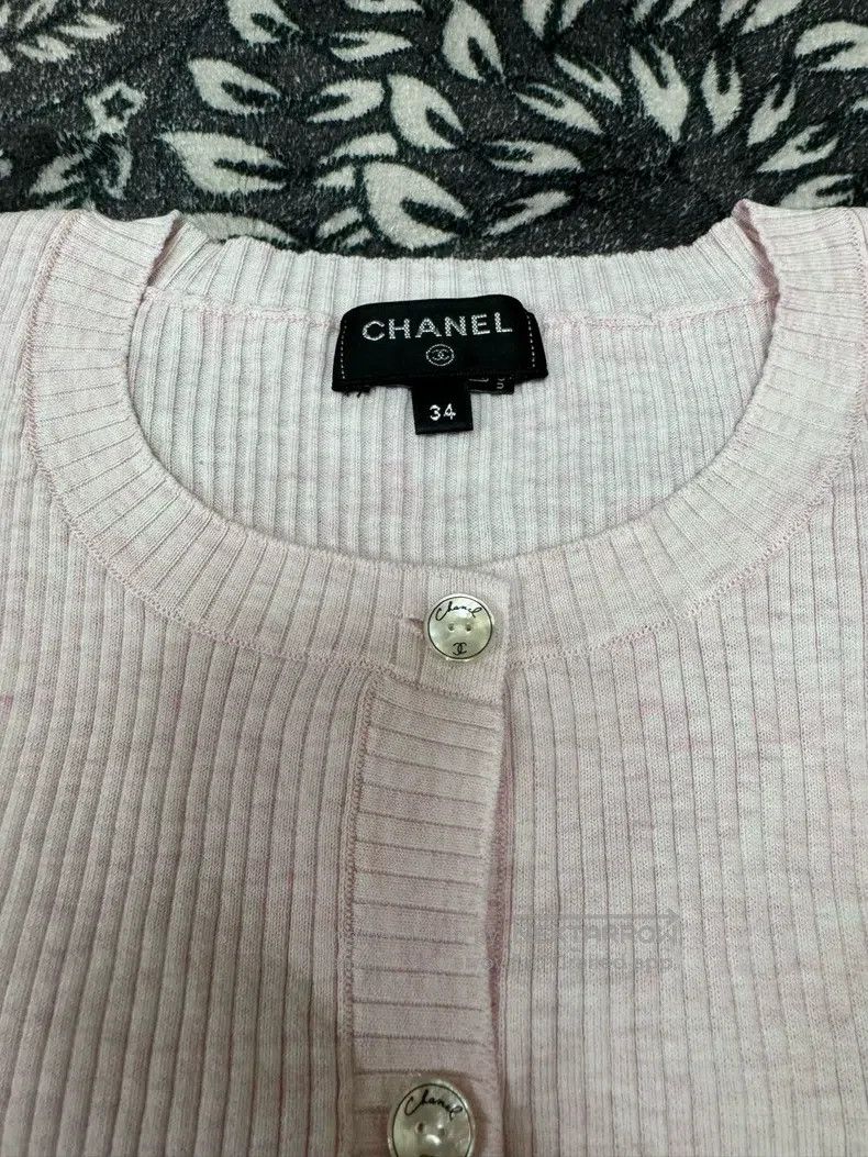 Chanel Chanel 22C light pink hollow cardigan knitted short sleeve Size XXS / US 00 / IT 34 - 4 Thumbnail