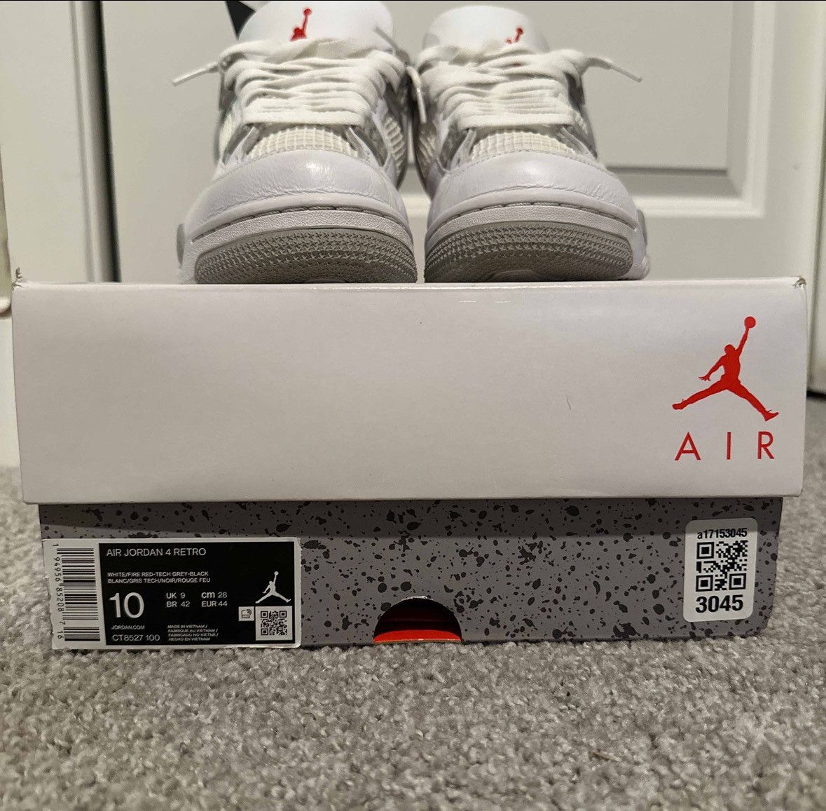 Jordan Brand Air Jordan 4 retro white Oreo Size US 10 / EU 43 - 7 Thumbnail