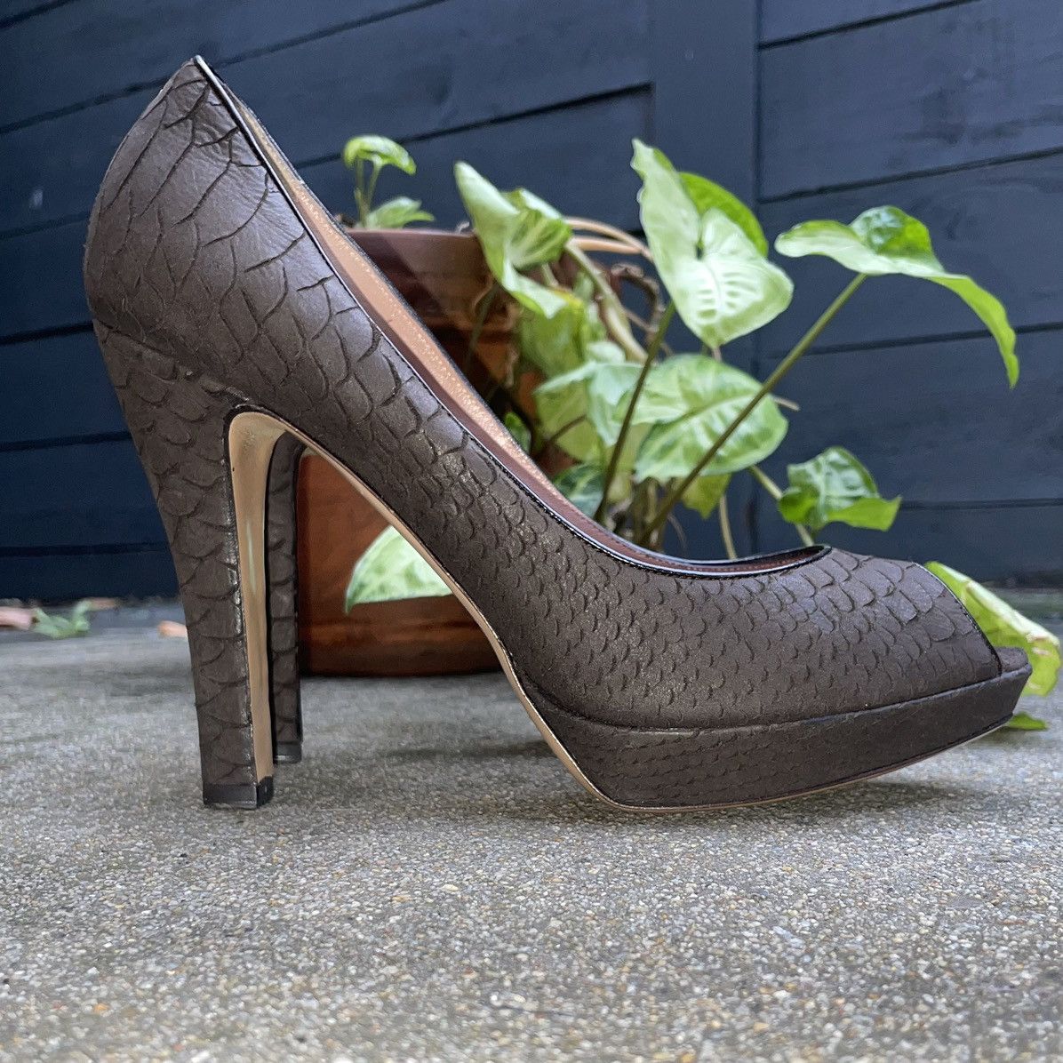 Emporio Armani Leather Scale High Heel Shoes Peep Toe Pumps Eu 41 in Grey, Women's (Size 11)