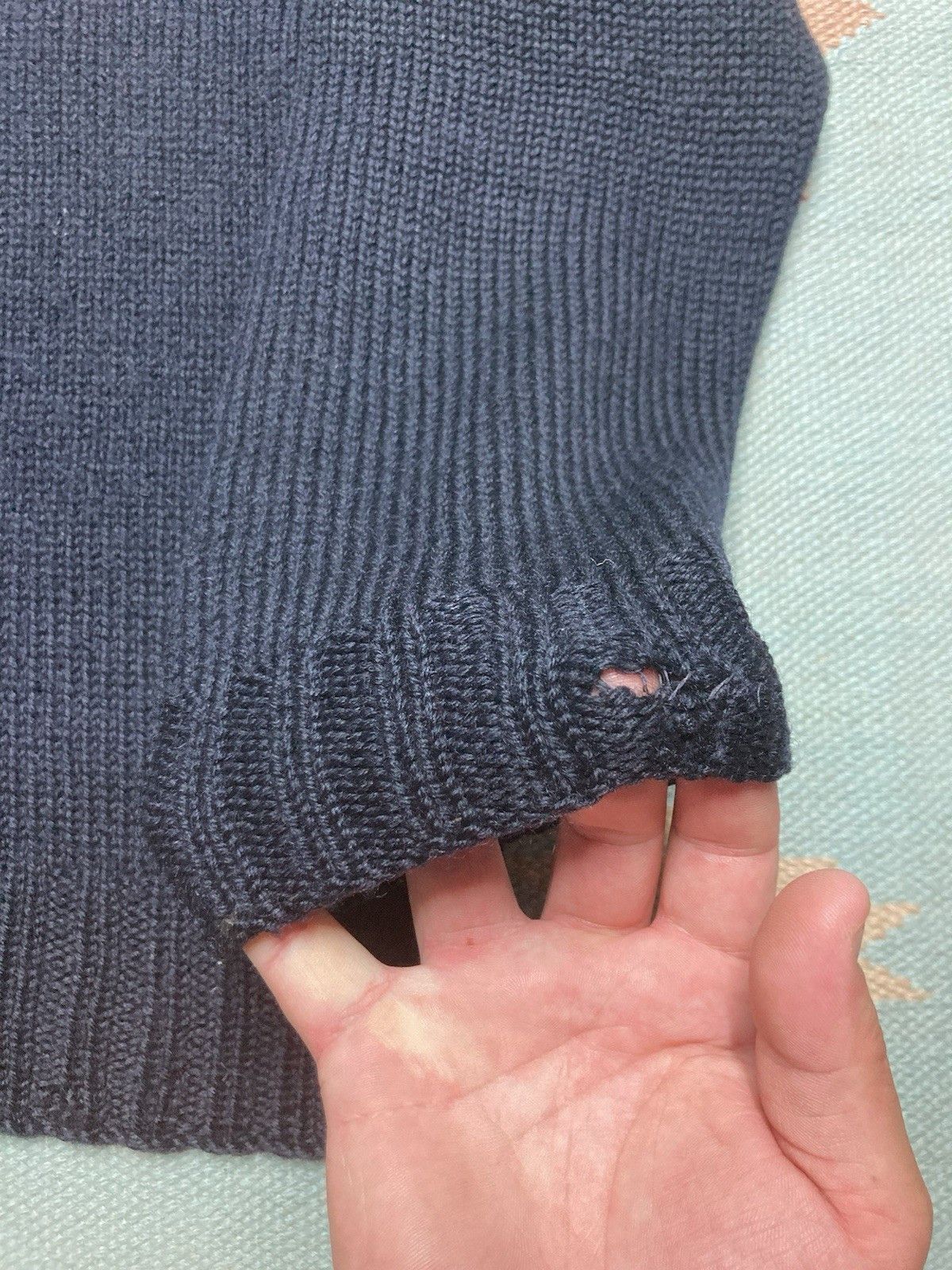 Vintage 1950s wool knit sweater navy blue distressed repaired medium Size US M / EU 48-50 / 2 - 10 Thumbnail