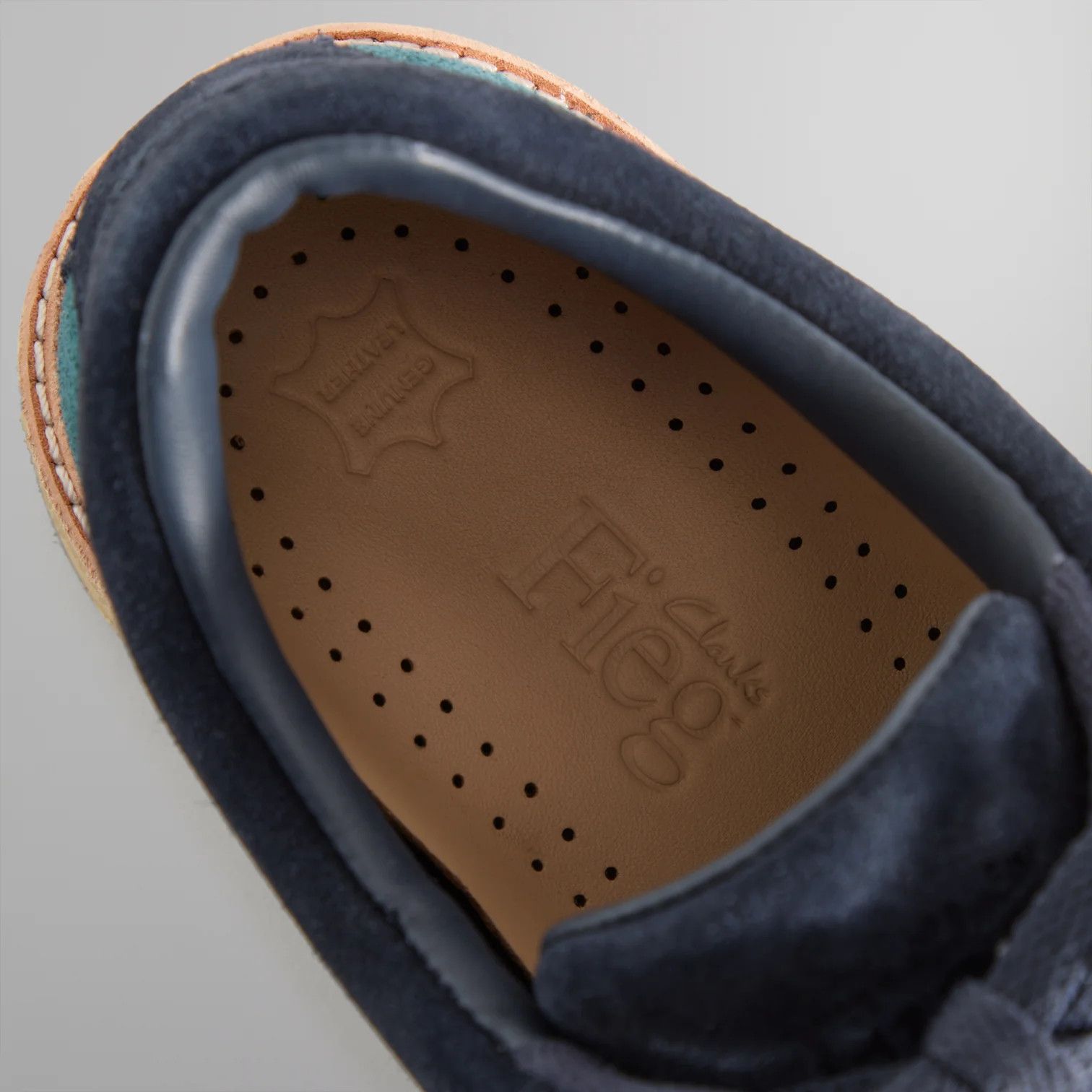 Clarks × Kith × Ronnie Fieg 8th St by Ronnie Fieg for Clarks Originals Sandford 2 Size US 9 / EU 42 - 9 Thumbnail