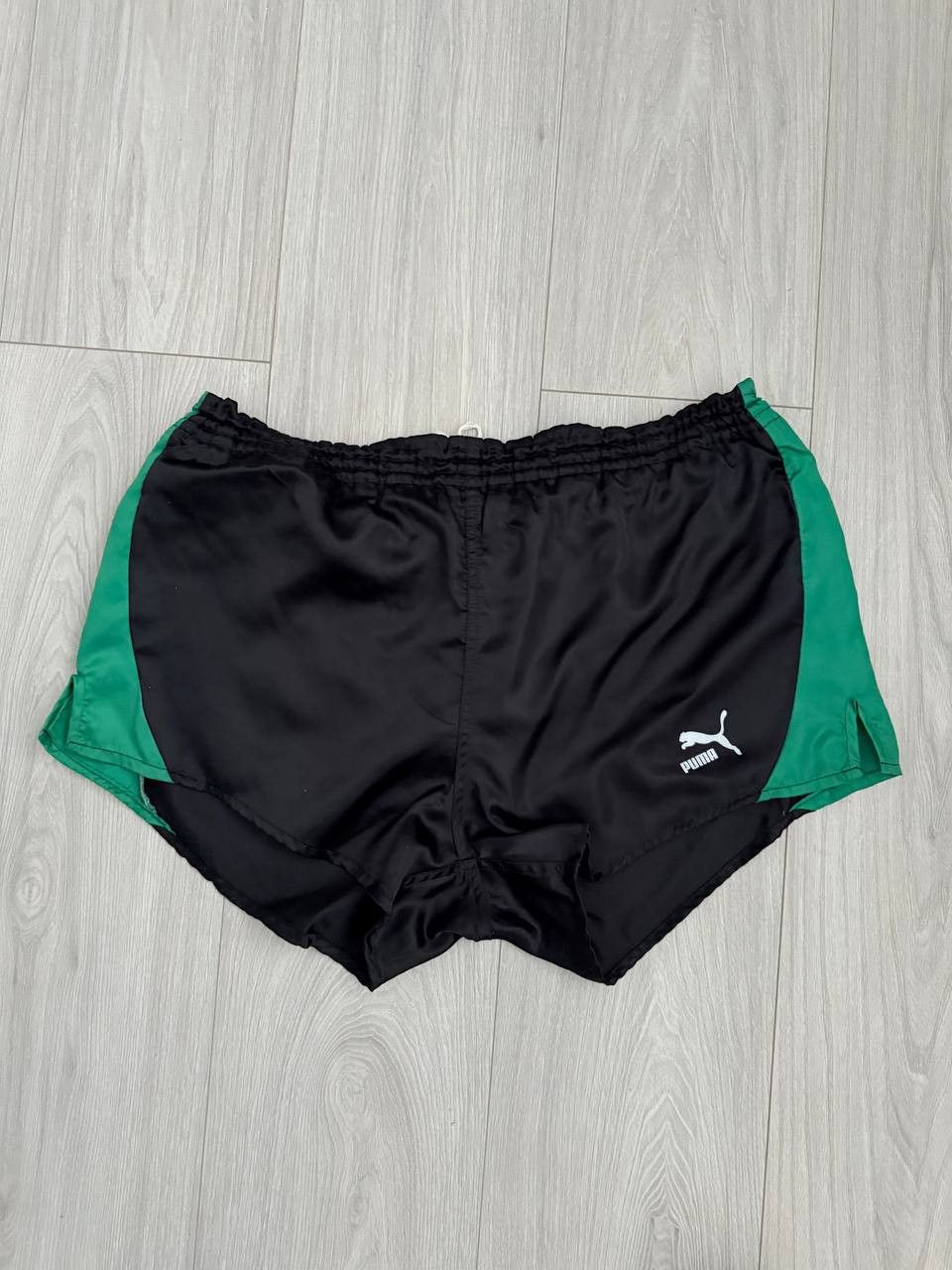 Puma Vintage Puma Shorts Rare 80s Running Size US 34 / EU 50 - 1 Thumbnail