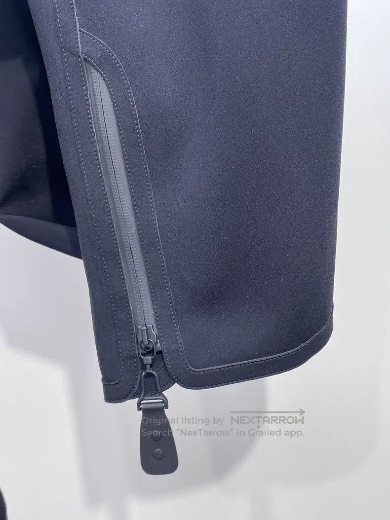 Louis Vuitton Louis Vuitton 25 High Waist Yoga Pants Size 33" - 6 Thumbnail