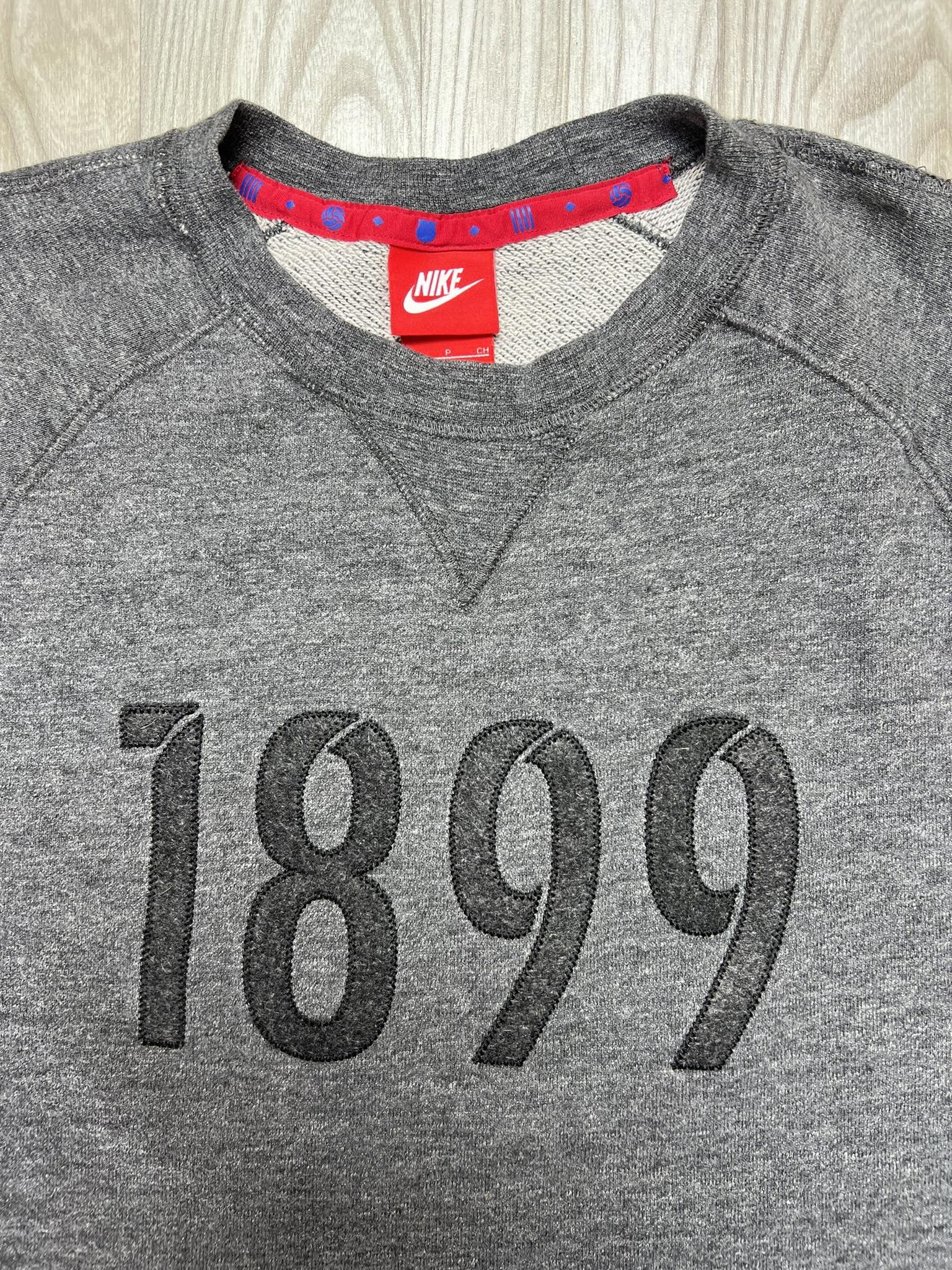 Nike Vintage Nike Barcelona Soccer Jersey 1899 Size S 💥🔥 Size US S / EU 44-46 / 1 - 5 Thumbnail