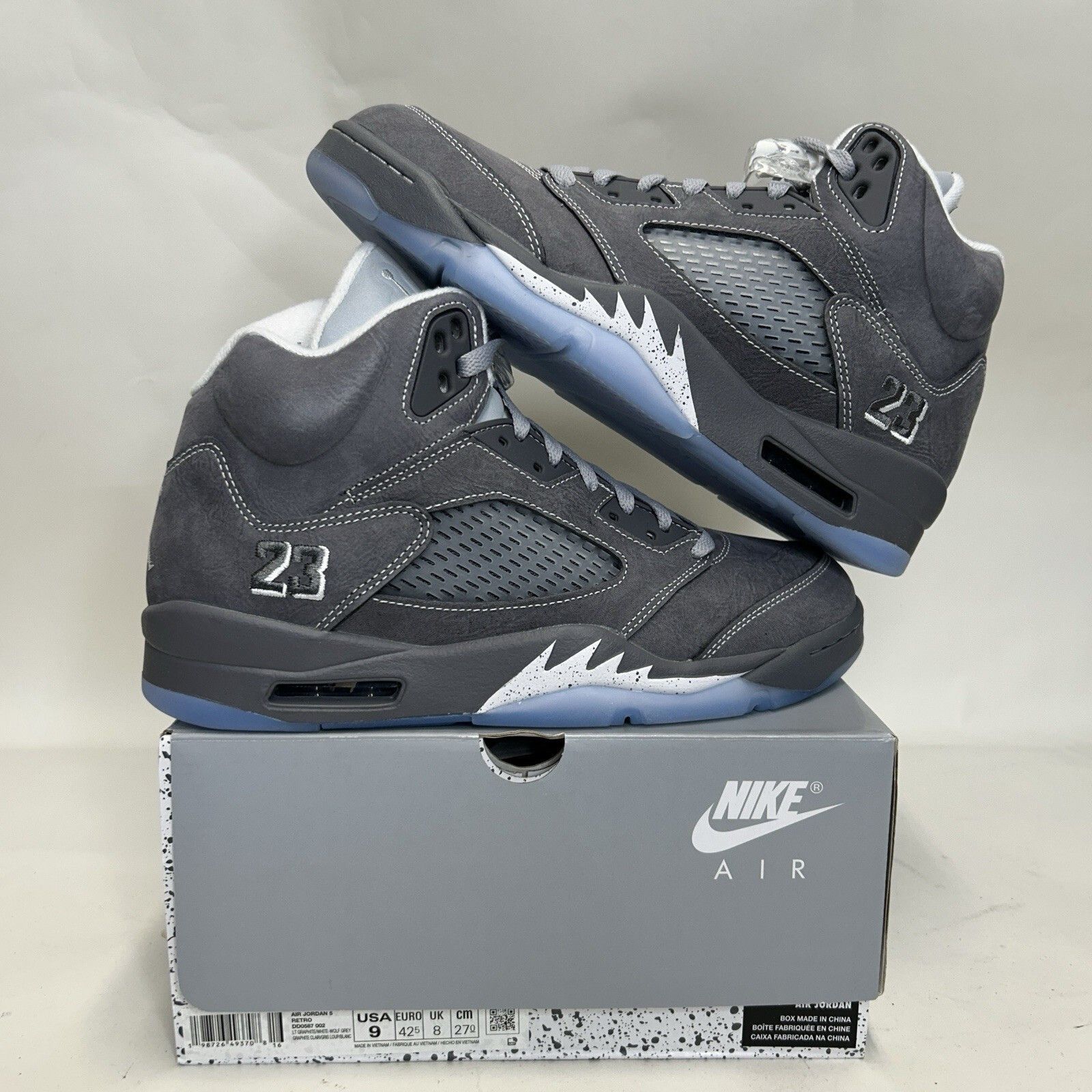 Jordan Brand Nike Air Jordan 5 Retro OG “Wolf Grey” (2026) DD0587-002 Size US 9 / EU 42 - 1 Thumbnail