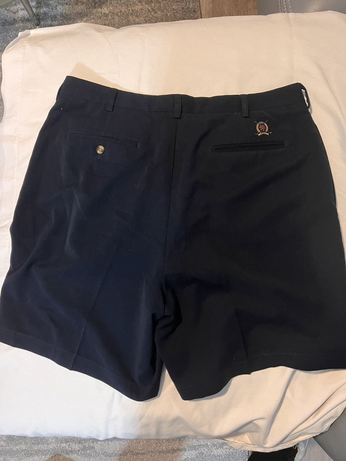 Tommy Hilfiger TOMMY HILFIGER GOLF NAVY BLUE SHORTS- MENS- SIZE 38 Size US 38 / EU 54 - 3 Thumbnail