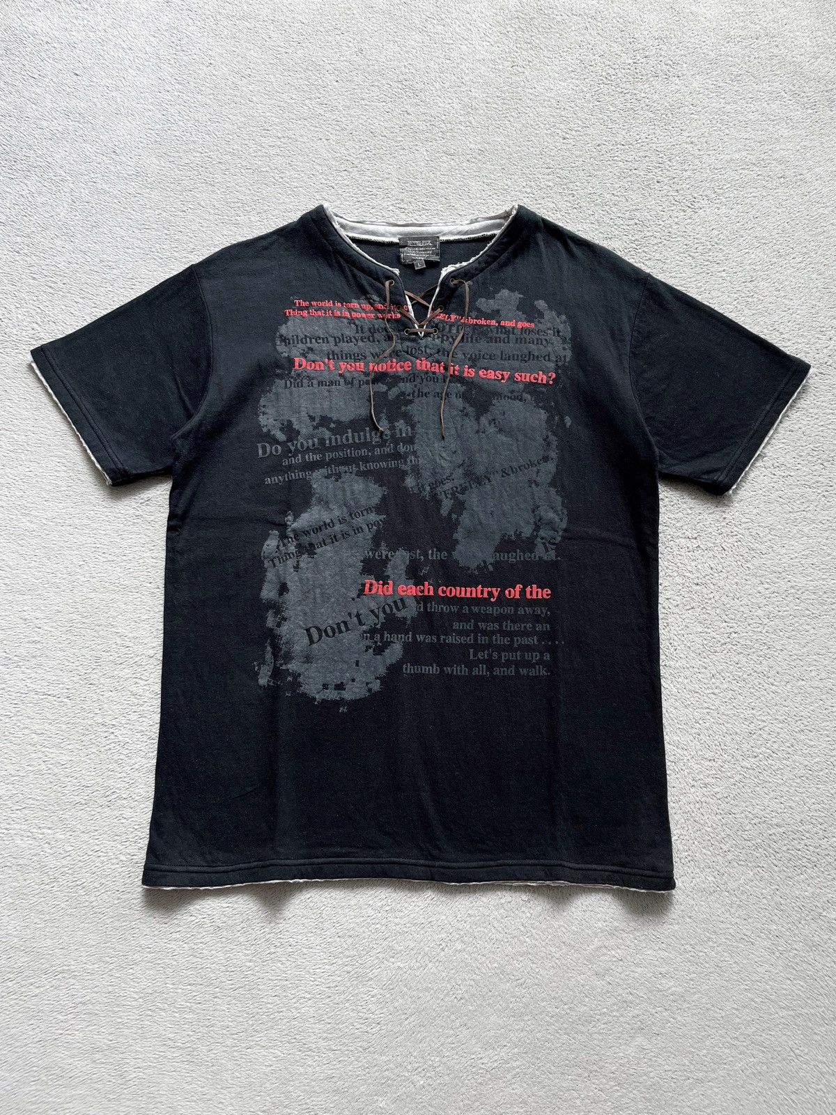 Japanese Brand Y2k Moven-Pick Laces up Poem T.shirt Size US L / EU 52-54 / 3 - 1 Thumbnail