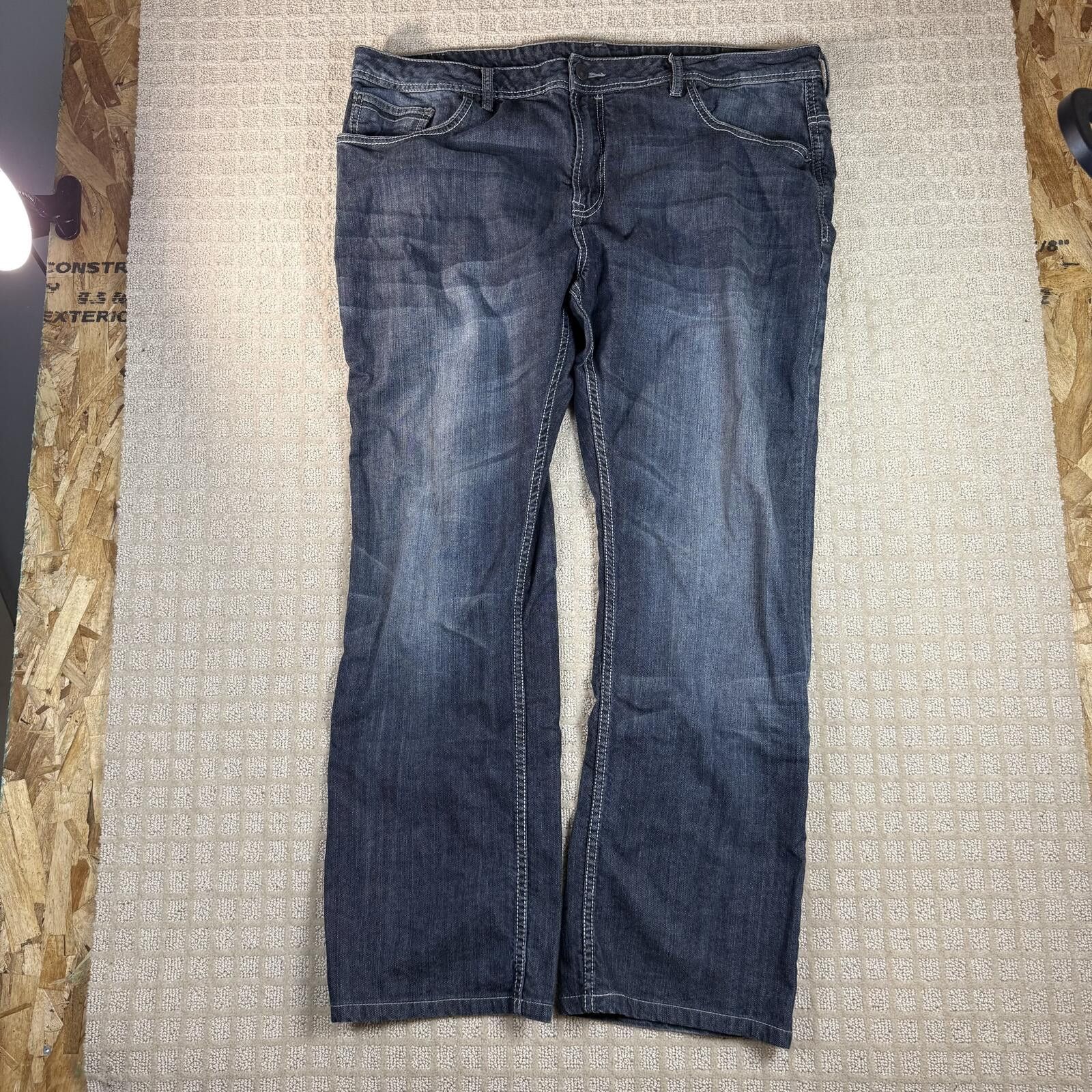 Buffalo David Bitton Buffalo David Bitton Six-X slim straight stretch jeans 42x31 Size US 42 / EU 58 - 1 Thumbnail