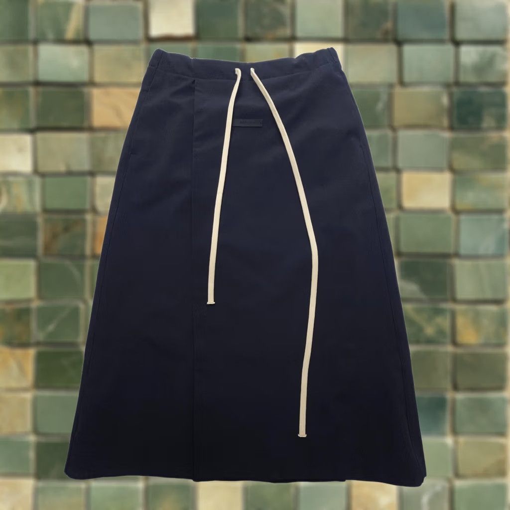 Fear of God Fear of God Essentials Bonded Nylon Wrap Skirt Size Small Black Midi Military Skirt Womens Size 28" / US 6 / IT 42 - 1 Thumbnail