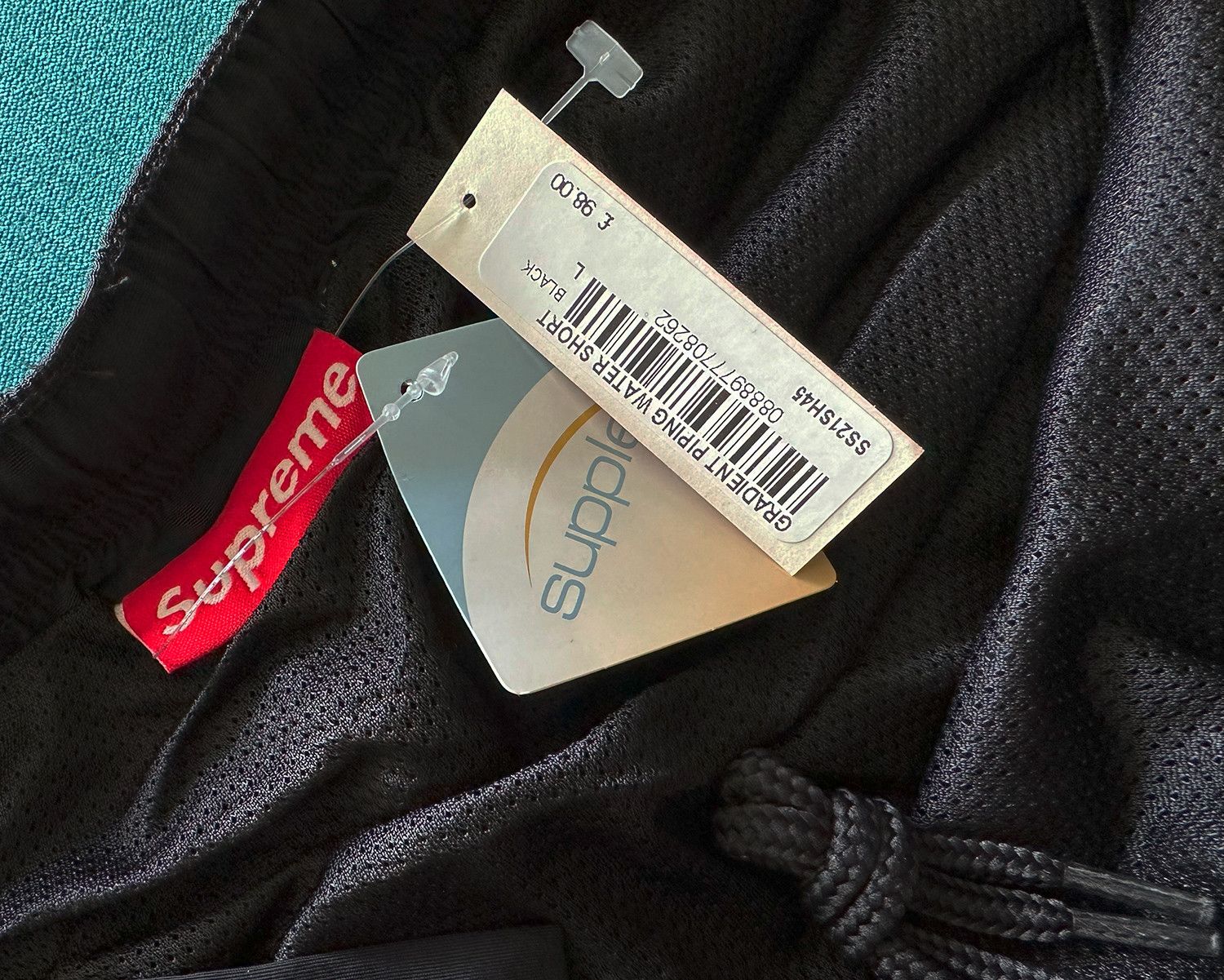 Supreme Supreme Gradient Piping Water Short (SS21) LARGE Size US 34 / EU 50 - 5 Thumbnail