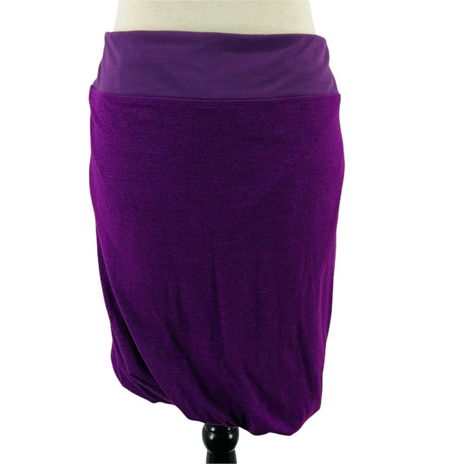 Athleta Athleta Twist It Bubble Purple Skirt Mini Stretchy Athleisur Size 33" - 1 Thumbnail