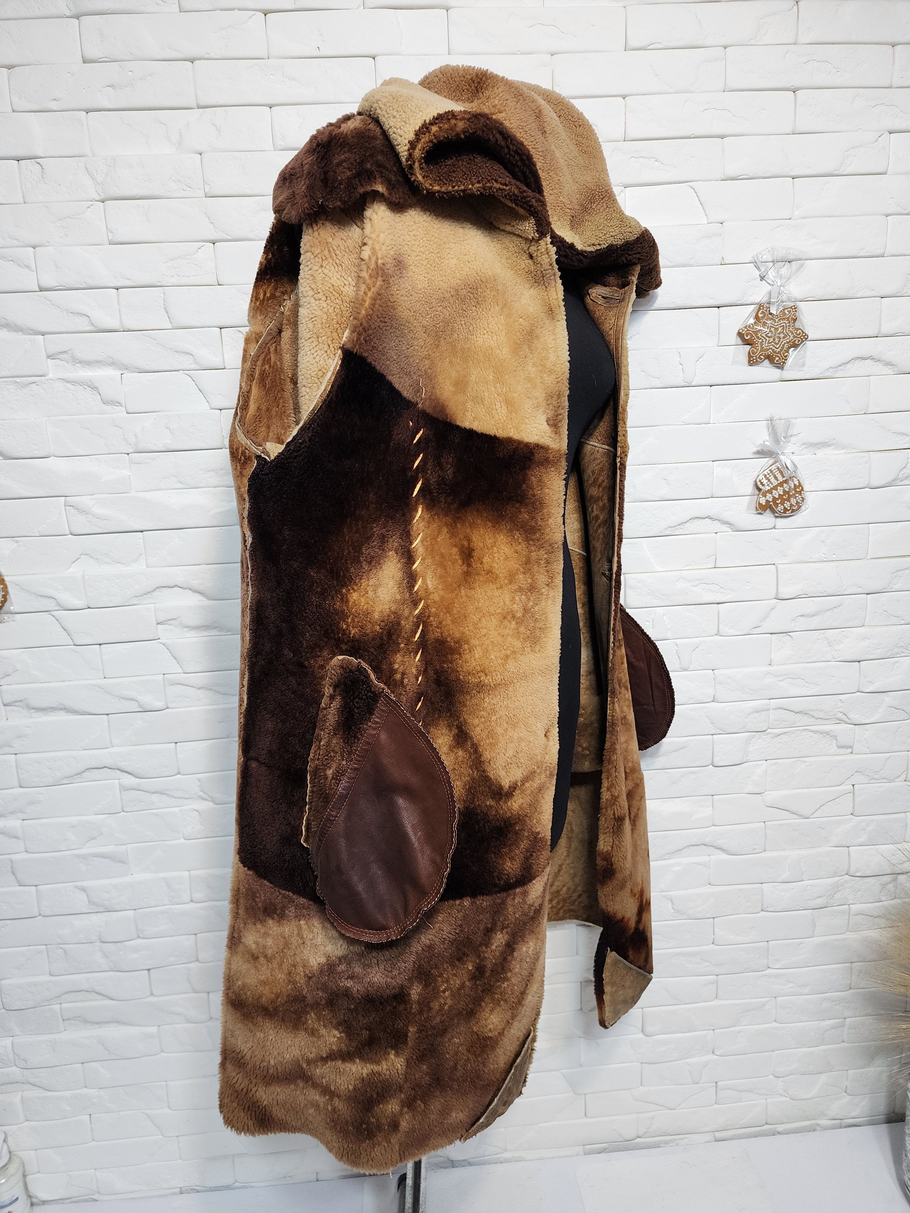Furla Women's Brown Sheepskin Coat: Genuine Fur Hood Size XL / US 12-14 / IT 48-50 - 8 Thumbnail