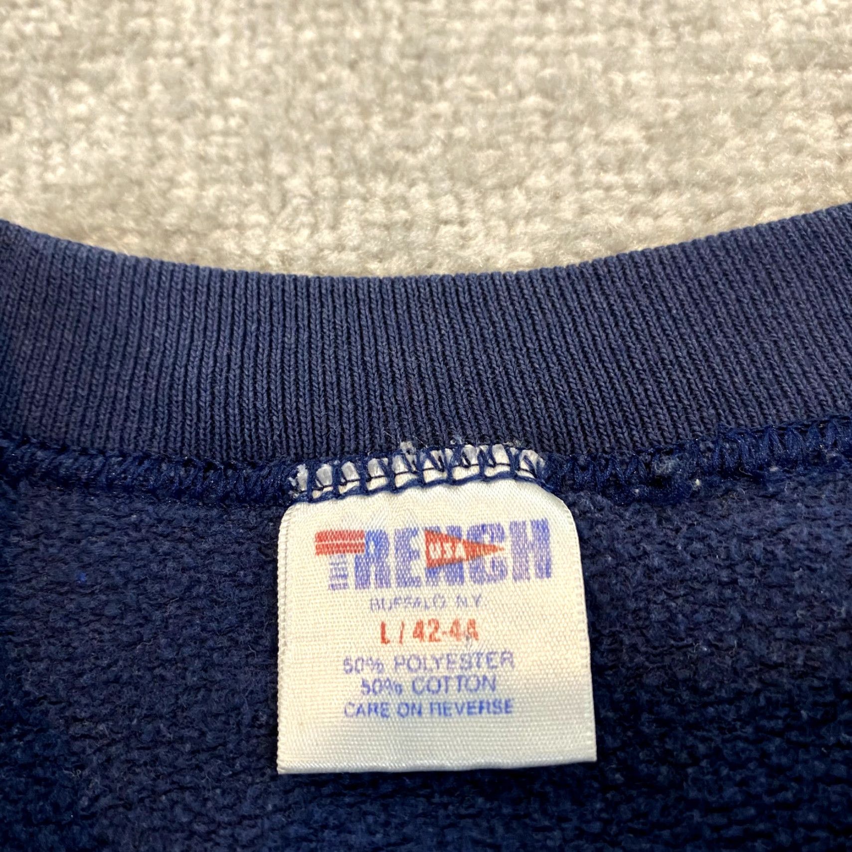 Vintage VINTAGE Dallas Cowboys Sweatshirt Womens Large Blue Football Crewneck Pullover 90s VTG Size L / US 10 / IT 46 - 3 Thumbnail