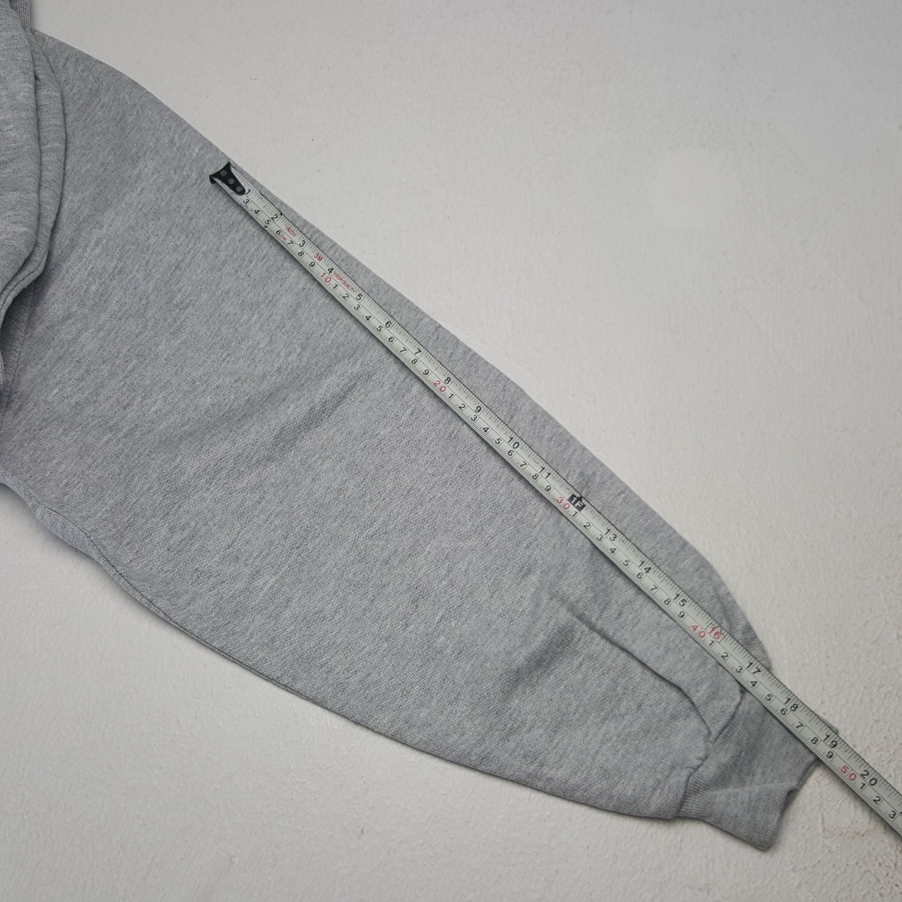 Trussardi × Vintage Vintage Trussardi Embroidery Logo Sweatshirt Size US L / EU 52-54 / 3 - 8 Thumbnail