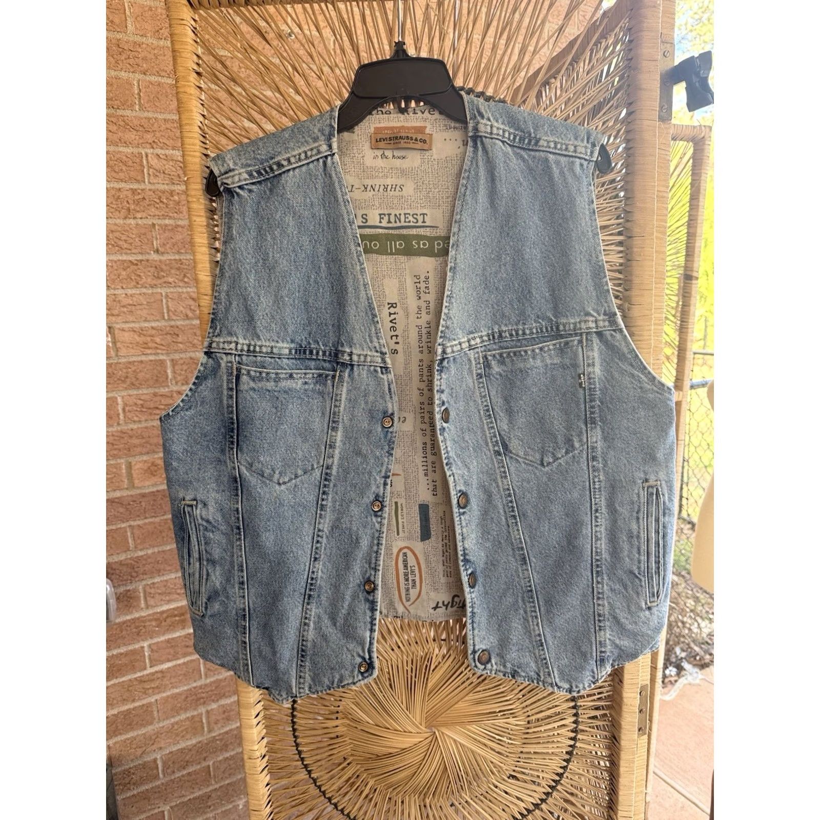 Levi's VINTAGE Levi's Denim Vest Mens M Reversible Newspaper Print Trucker Style Blue 90s Theme Fans Womens? Size US M / EU 48-50 / 2 - 2 Thumbnail
