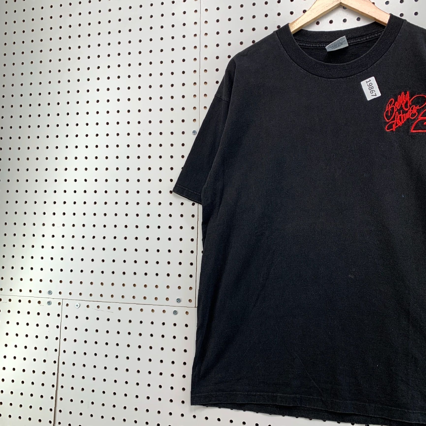 Gildan VINTAGE Bobby Allison Nascar Shirt XL Black Embroidered Short Sleeve Crew Neck 23x29.5 Mens Size US XL / EU 56 / 4 - 3 Thumbnail