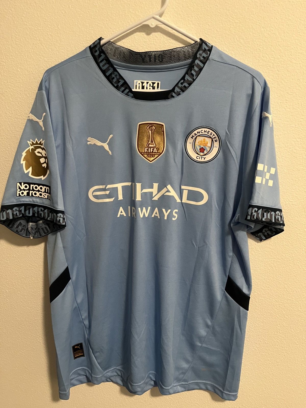Puma Man city 24/25 home kit #9 Haaland Size US L / EU 52-54 / 3 - 1 Thumbnail
