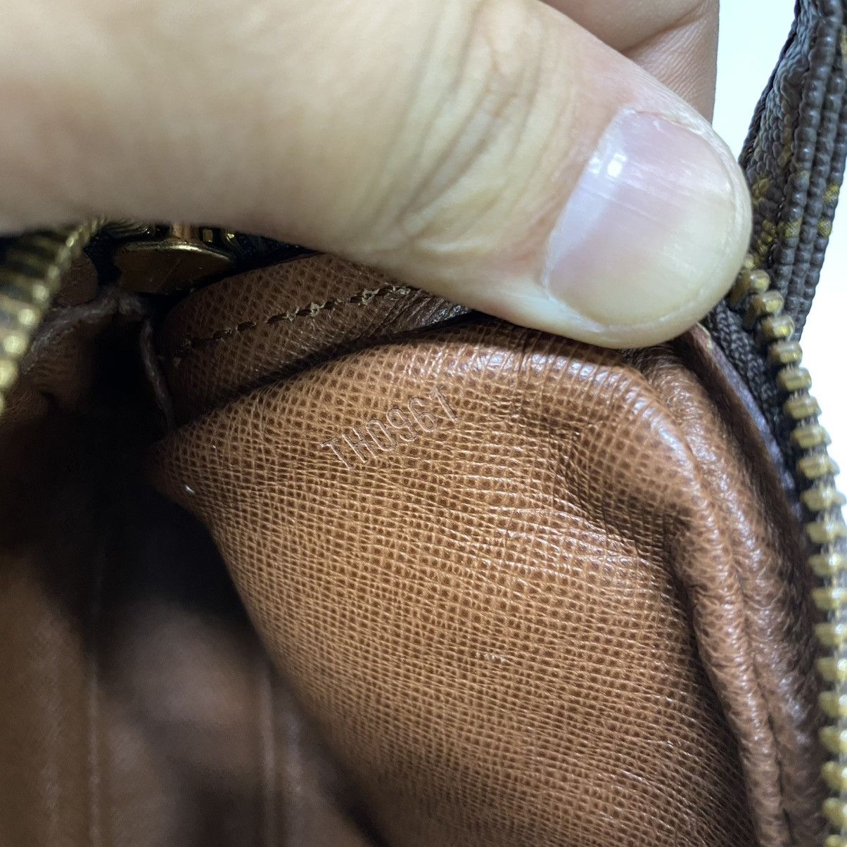 Louis Vuitton ‼️LASTDROP‼️ LOUIS VUITTON MARLYN BANDOULIERE CROSSBODY BAG Size ONE SIZE - 11 Thumbnail