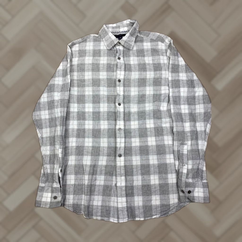 Banana Republic Banana Republic Button-Up Shirt Mens 15.5 Long Sleeve White Check 6355 Size US L / EU 52-54 / 3 - 1 Thumbnail