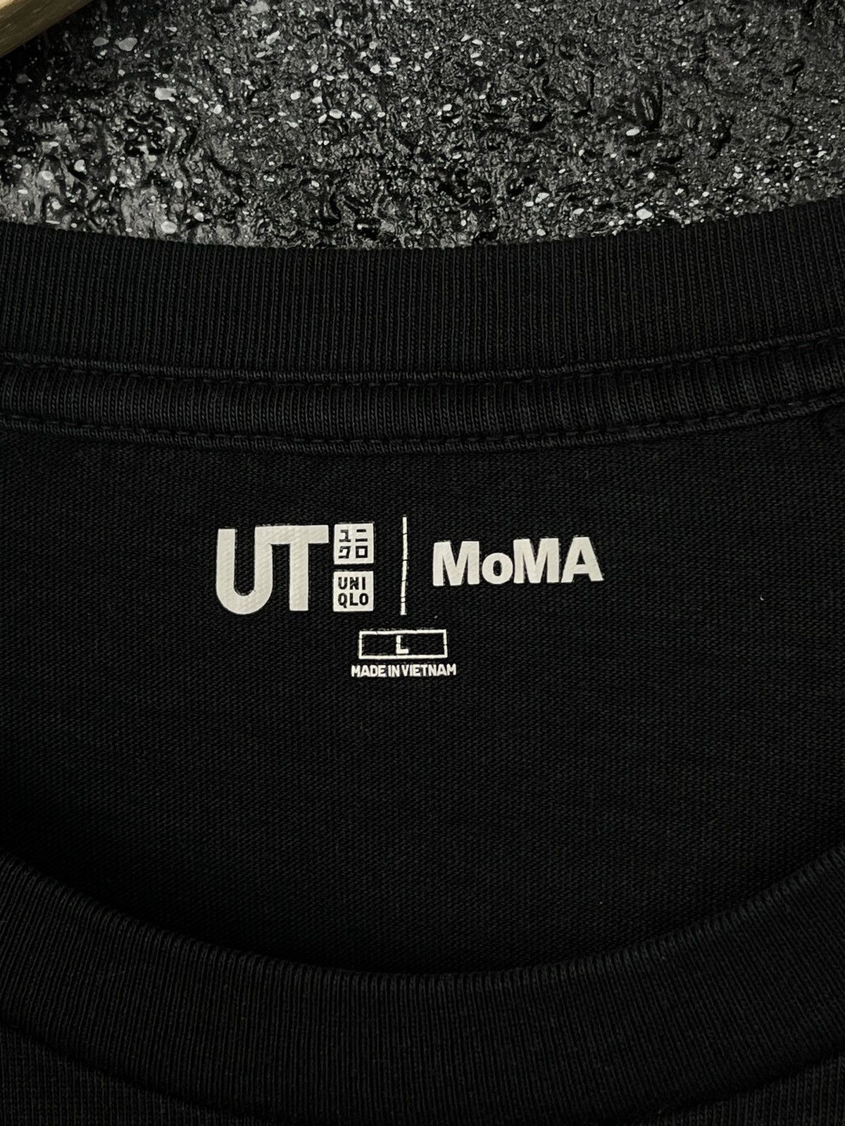 Uniqlo Uniqlo x MoMA Salvador Dali Graphic Logo T-Shirt Men’s Size L Size US L / EU 52-54 / 3 - 8 Thumbnail