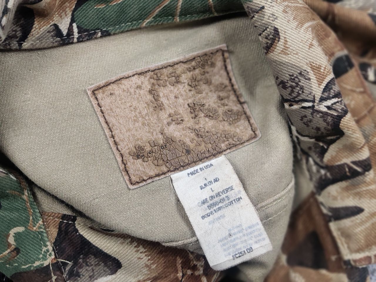 Wrangler Vintage 90's Wrangler Trucker Realtree USA Made Jacket Size US L / EU 52-54 / 3 - 14 Thumbnail