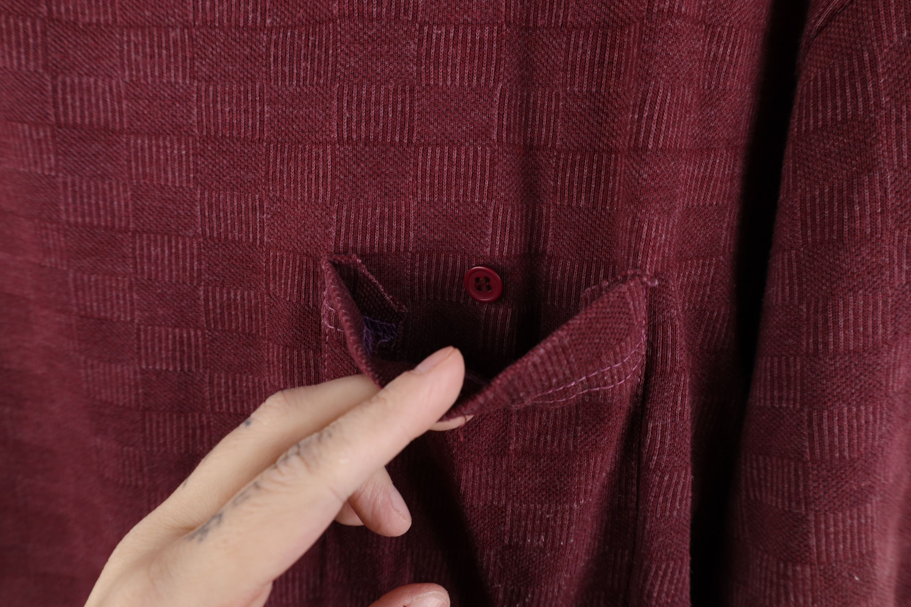 Vintage Vintage 90s Streetwear Checkered Knit Pocket T-Shirt Red Size US XL / EU 56 / 4 - 4 Thumbnail